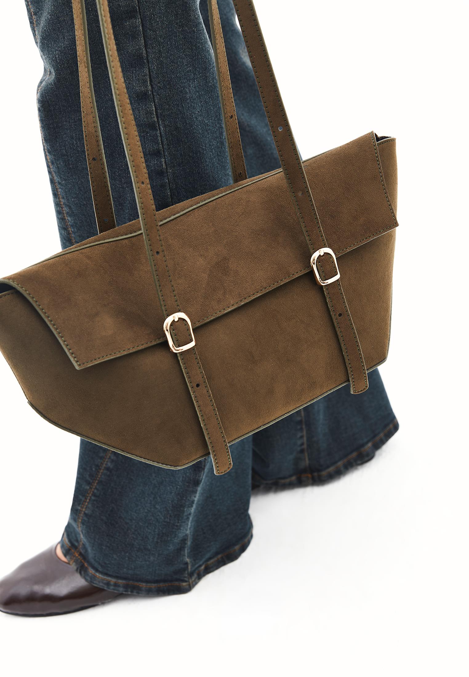 Autumn Season Outfit Complementary Bag - DARK OLIVE