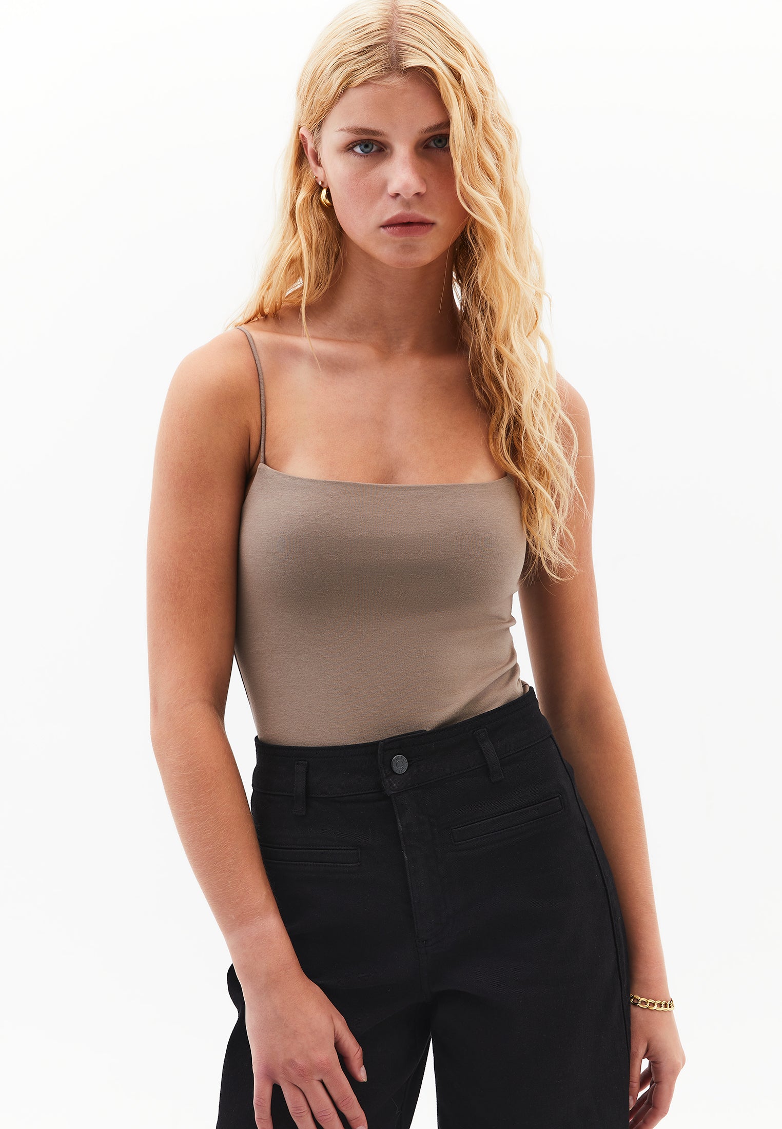 Wide Neck Bodycon Tank Top - DESERT TAUPE