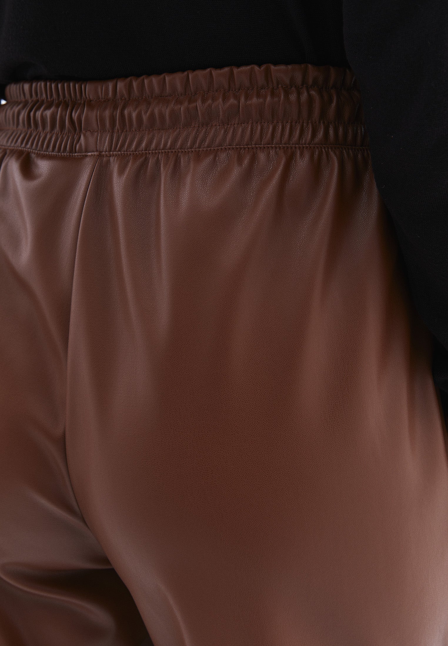 Jogger High Waist Leather Pants - DOWNTOWN BROWN
