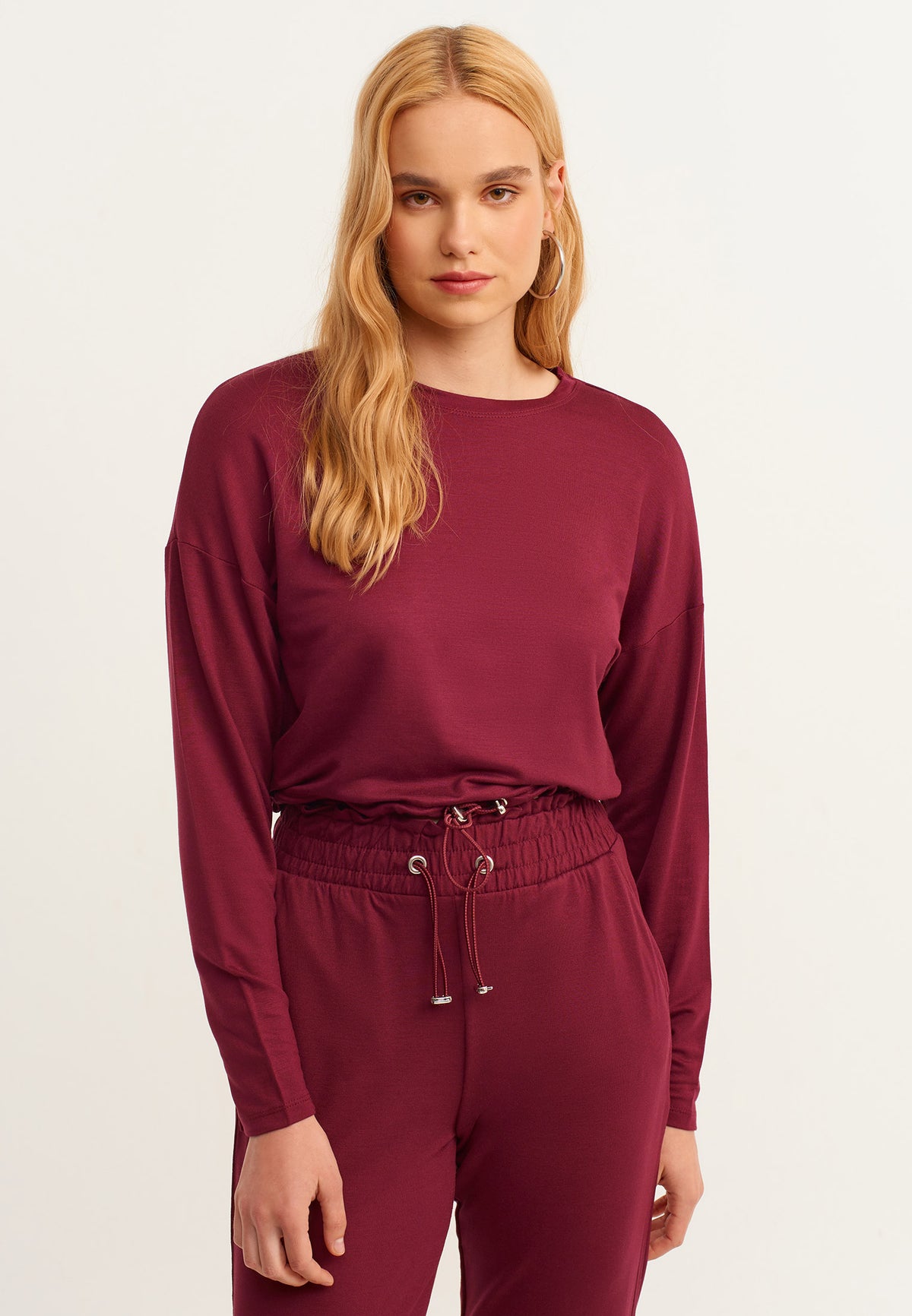 Cropped Crew Neck Long Sleeve Sweatshirt - EGGPLANT