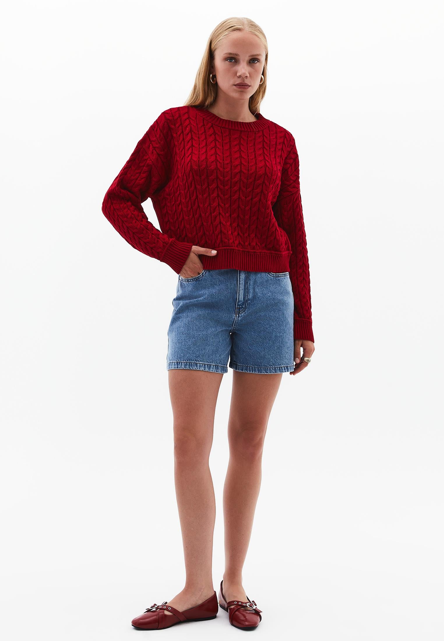 Sweater With Knitted Details - EMBOLDENED