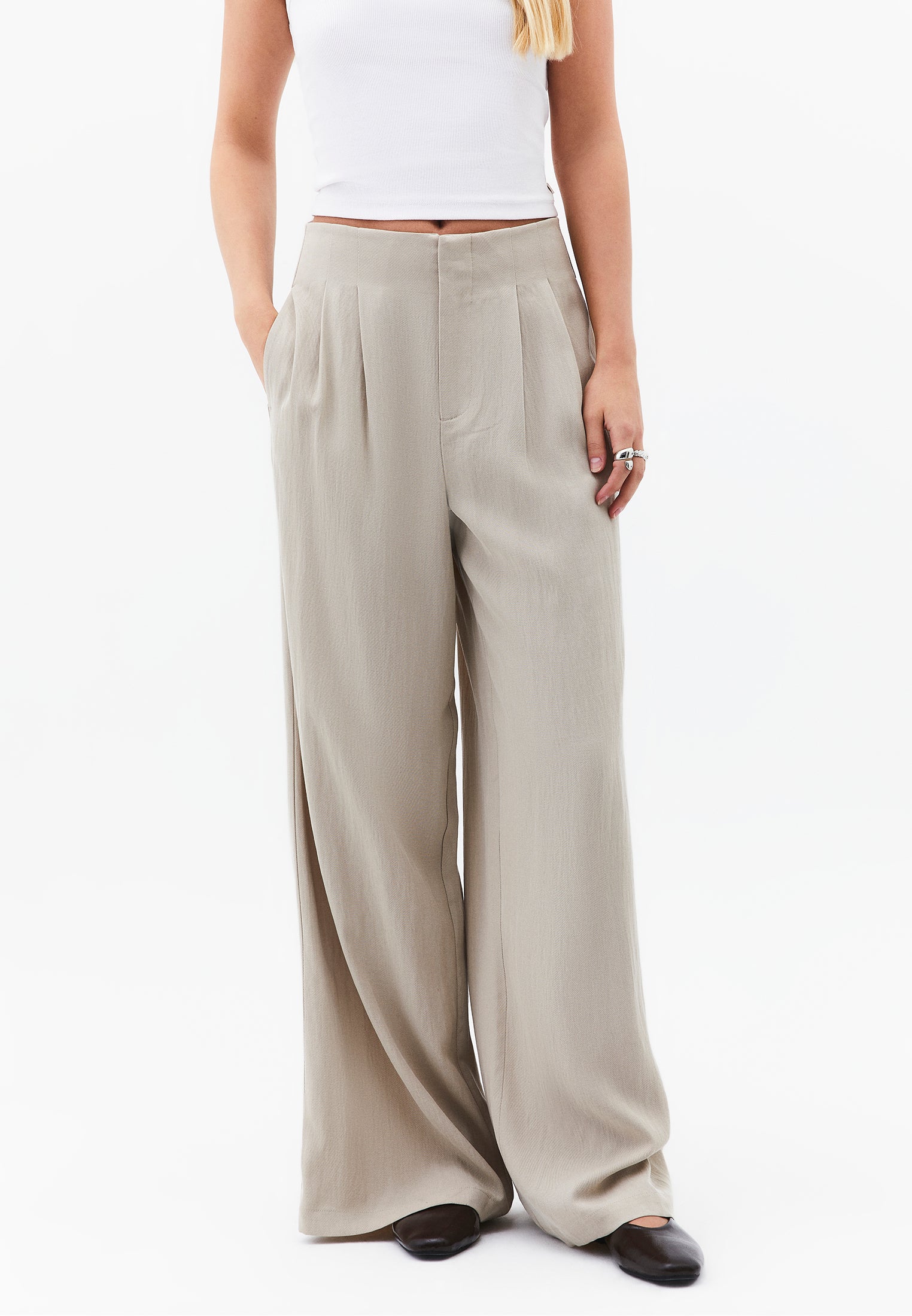 Pleated Ultra High Waist Wide Leg Pants - FEATHER GRAY