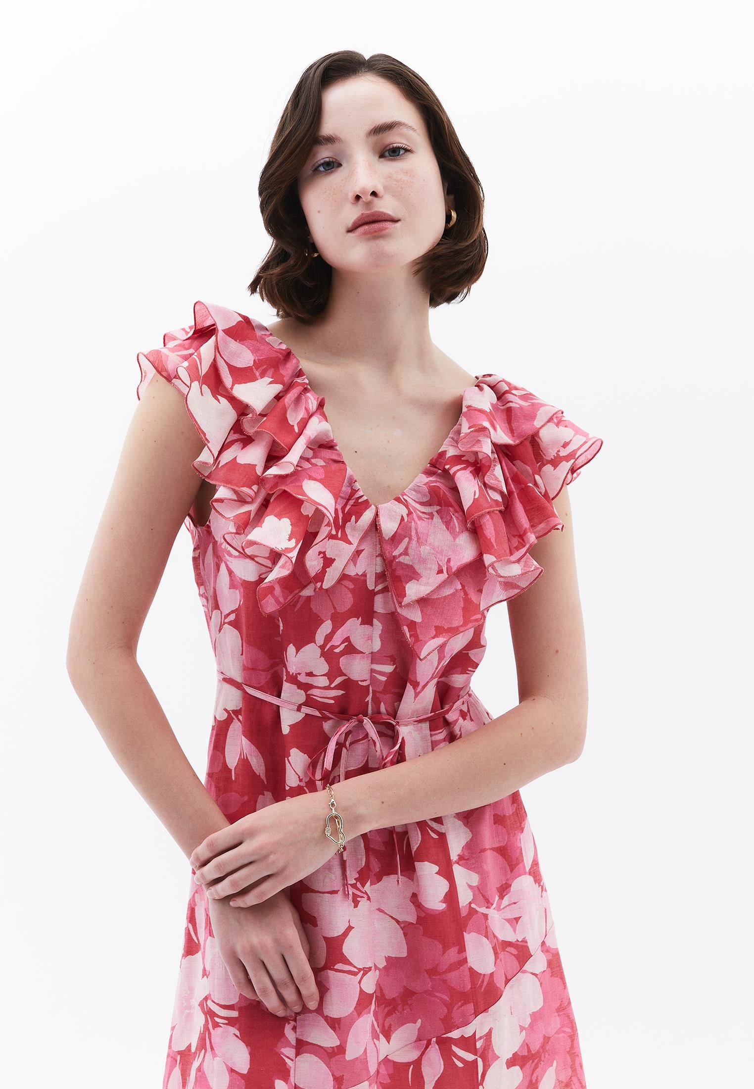 Long Dress With Wide Neck And Smocked Detail - FLORAL PRINT