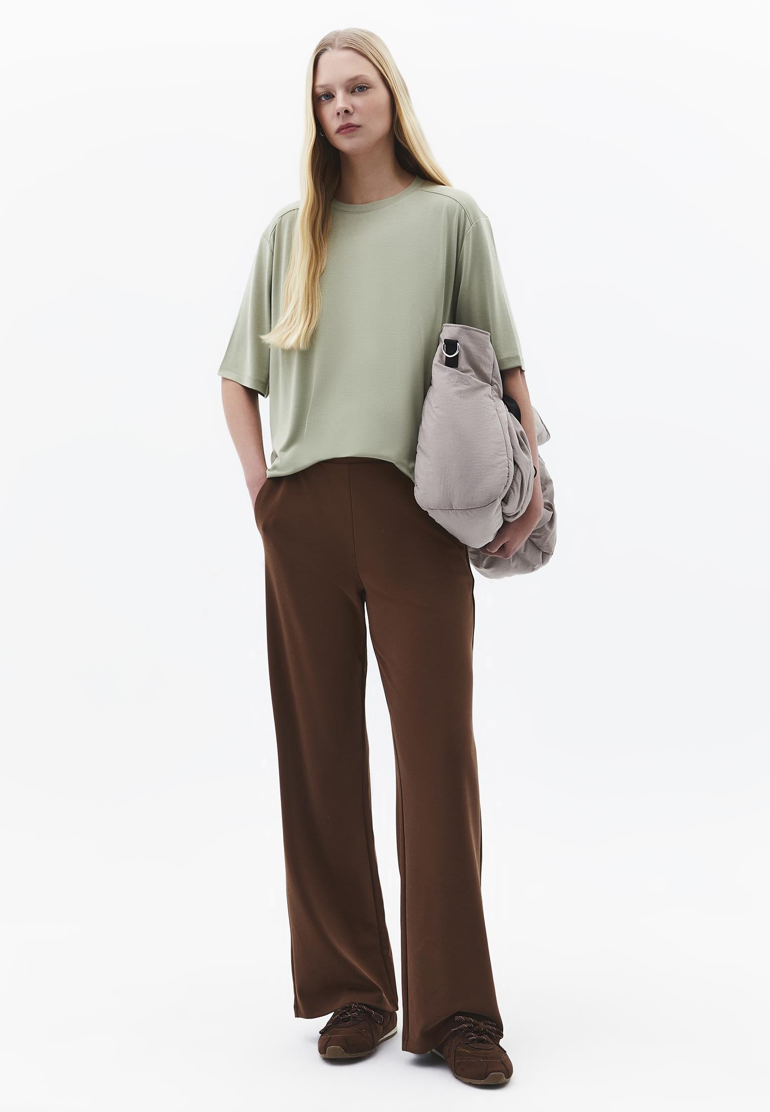 Straight Leg High Waist Sweatpant - FONDUE FUDGE