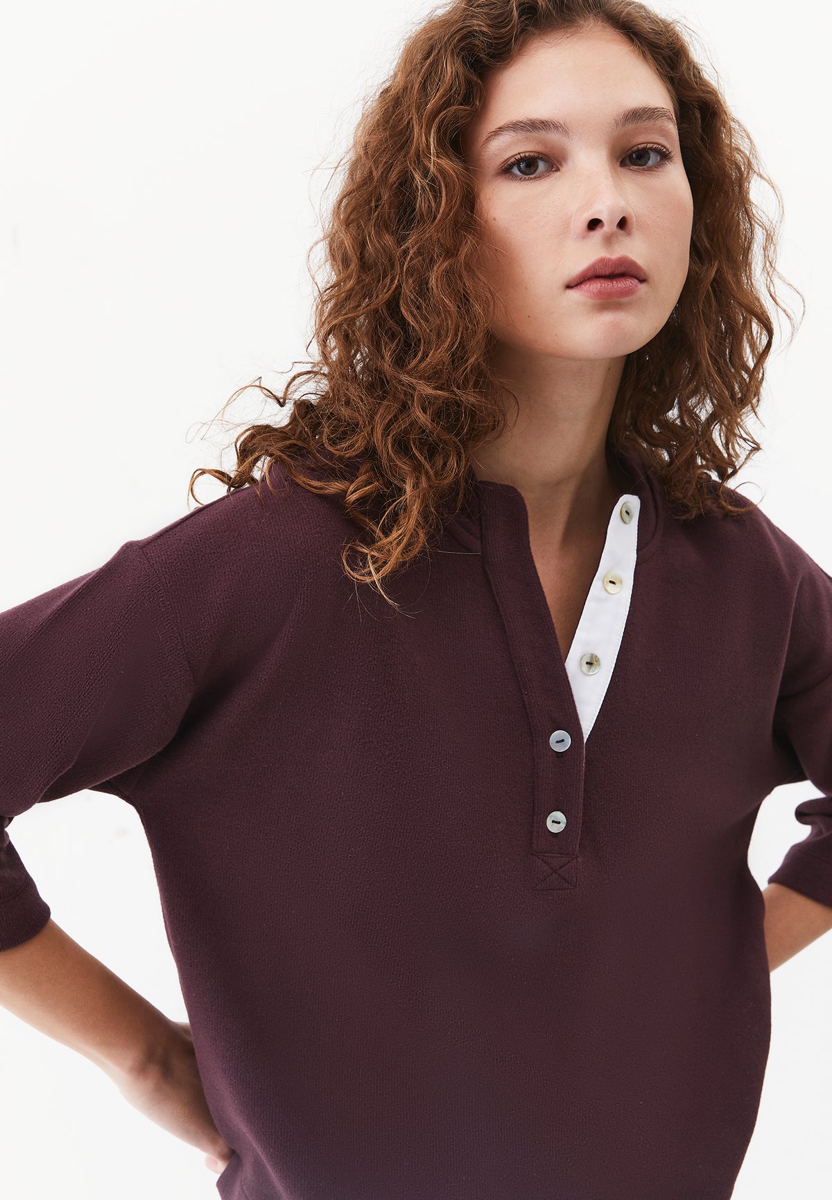 Crew Neck Short Sleeve T-Shirt - FUDGE