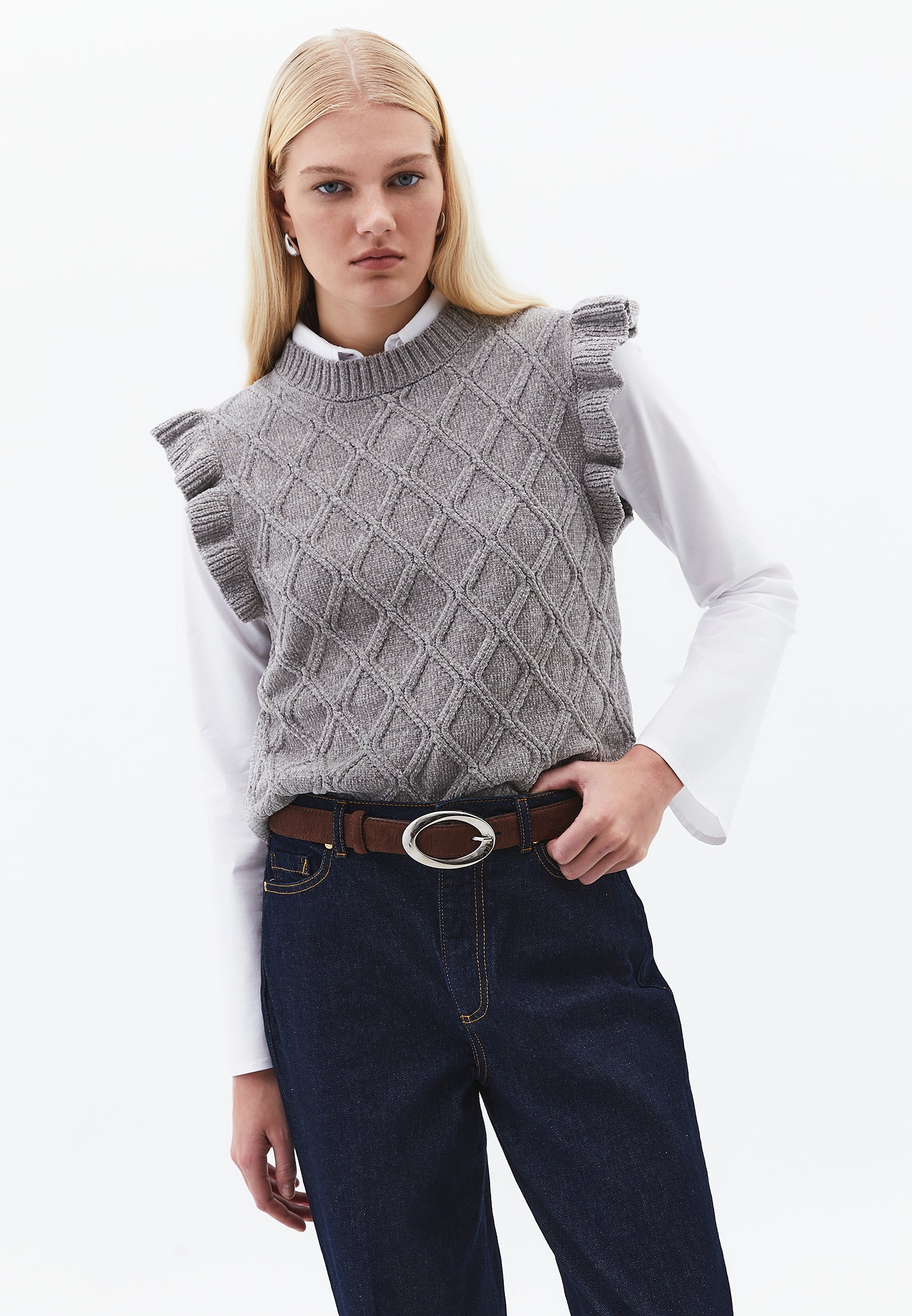Ruffled Comfortable Vest - GHOST GRAY