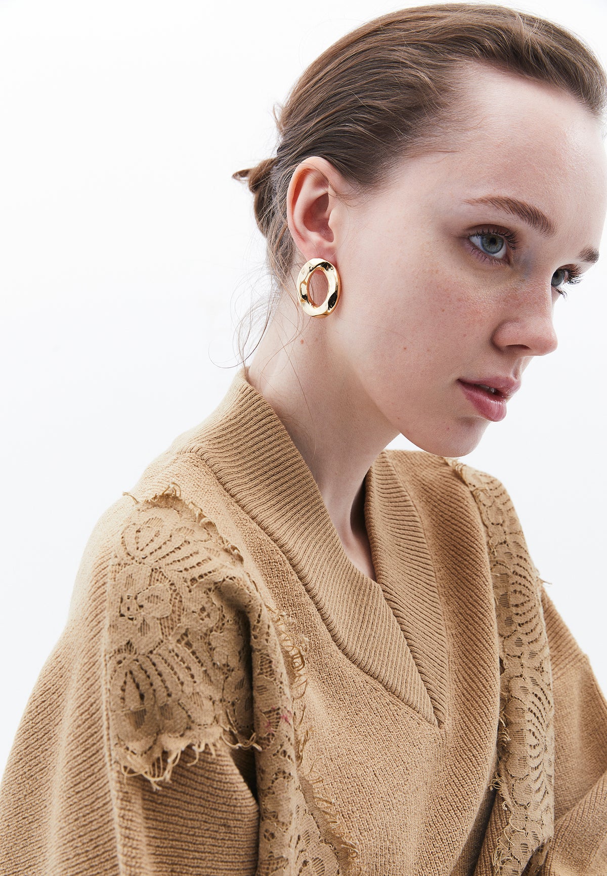 Earrings In Modern Form - GOLD