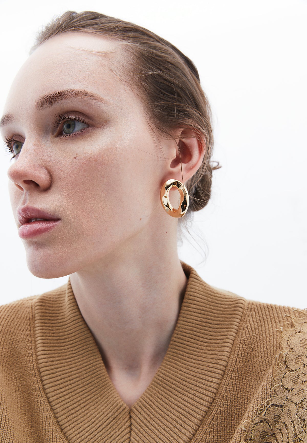 Earrings In Modern Form - GOLD