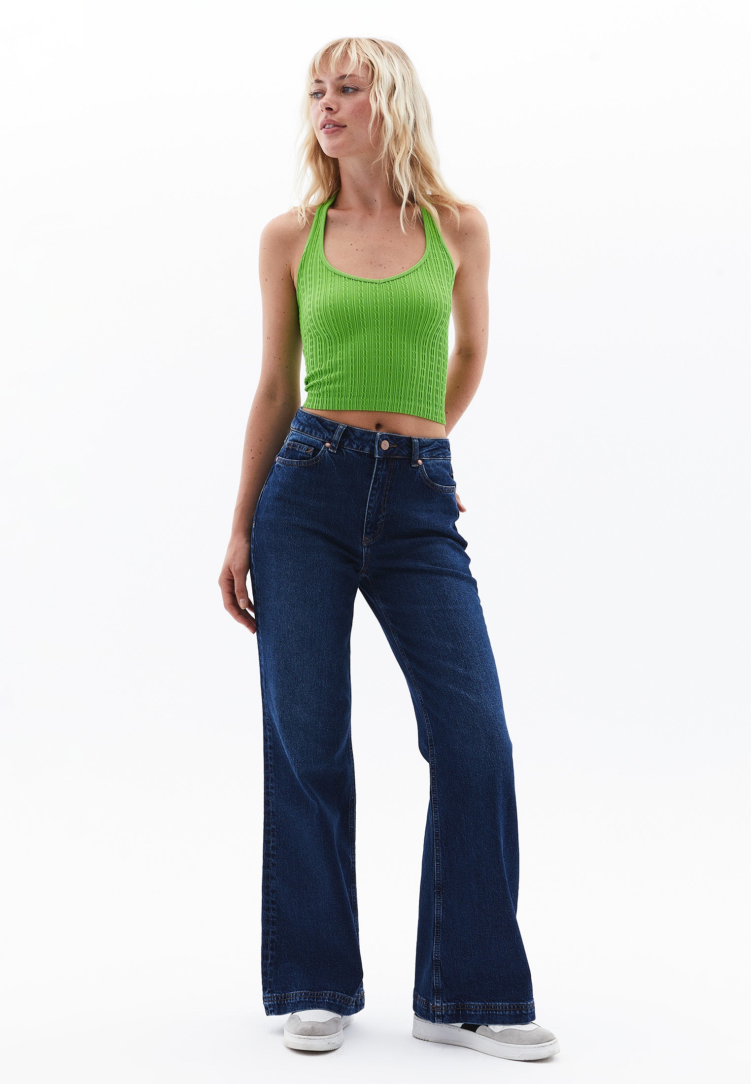 V Neck Seamless Camisole - GREENERY