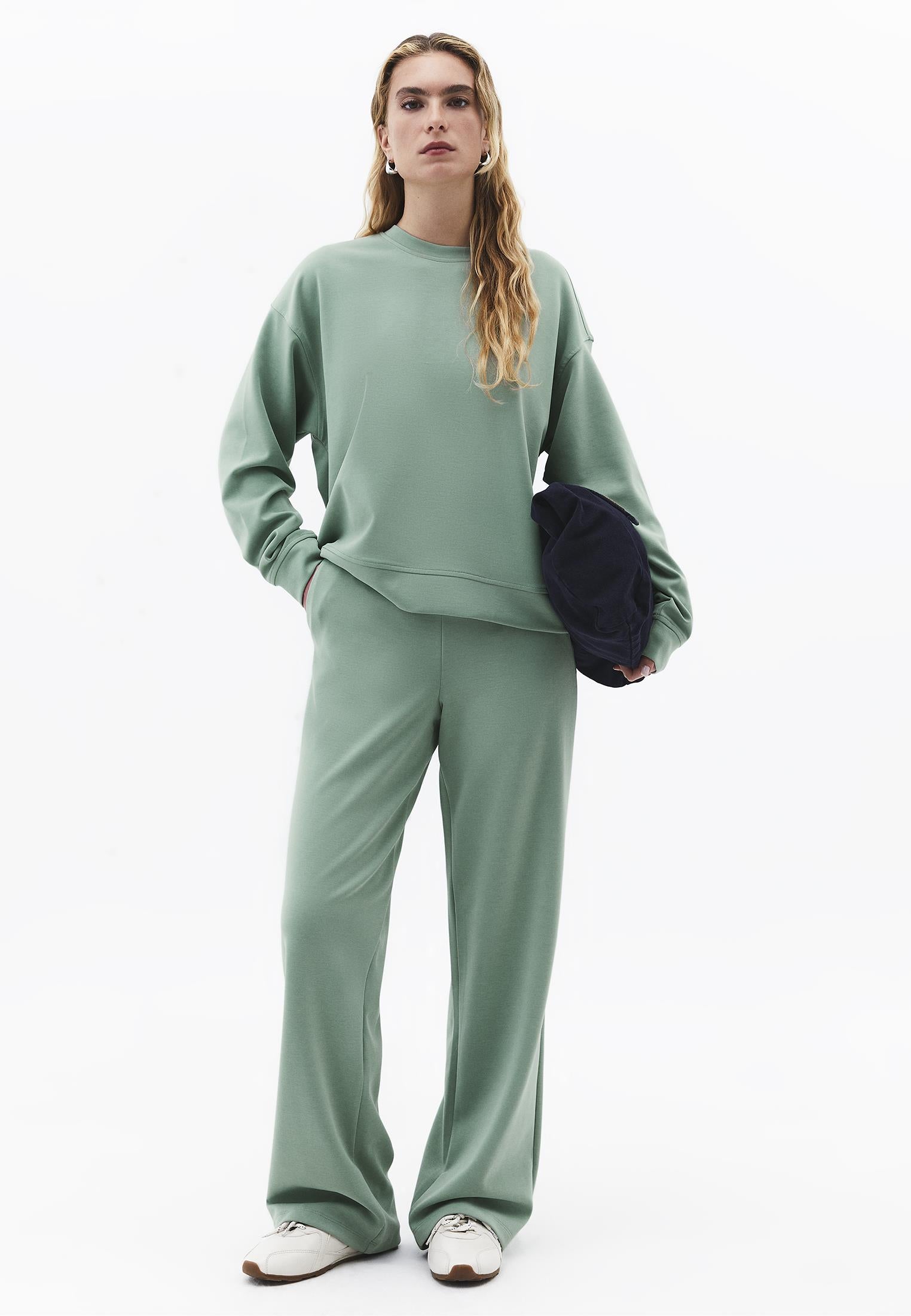 Crew Neck Long Sleeve Sweatshirt - GREEN BAY