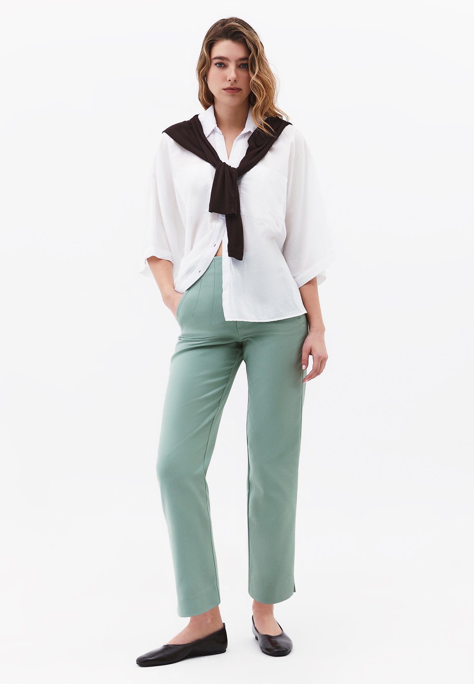 Carrot Cut Ultra High Waist Standard Pants - GREEN MILIEU
