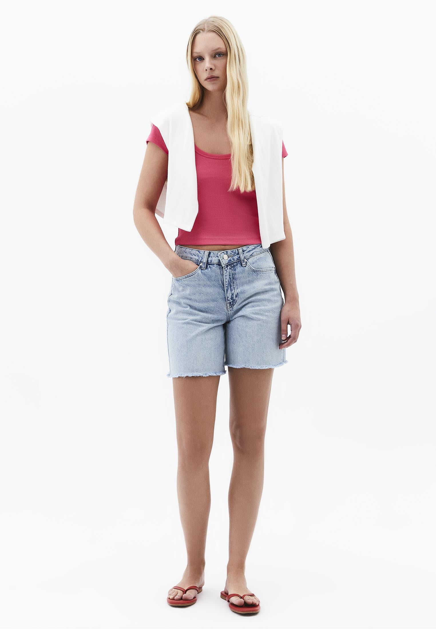 U Neck Bodycon T-Shirt - HONEYSUCKLE