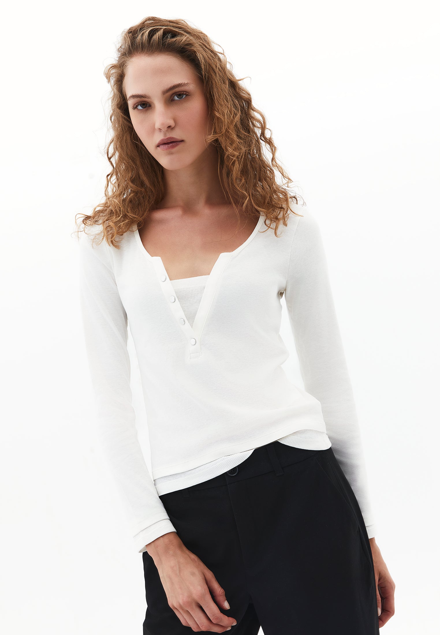 V Neck Long Sleeve T-Shirt - ICE MILK