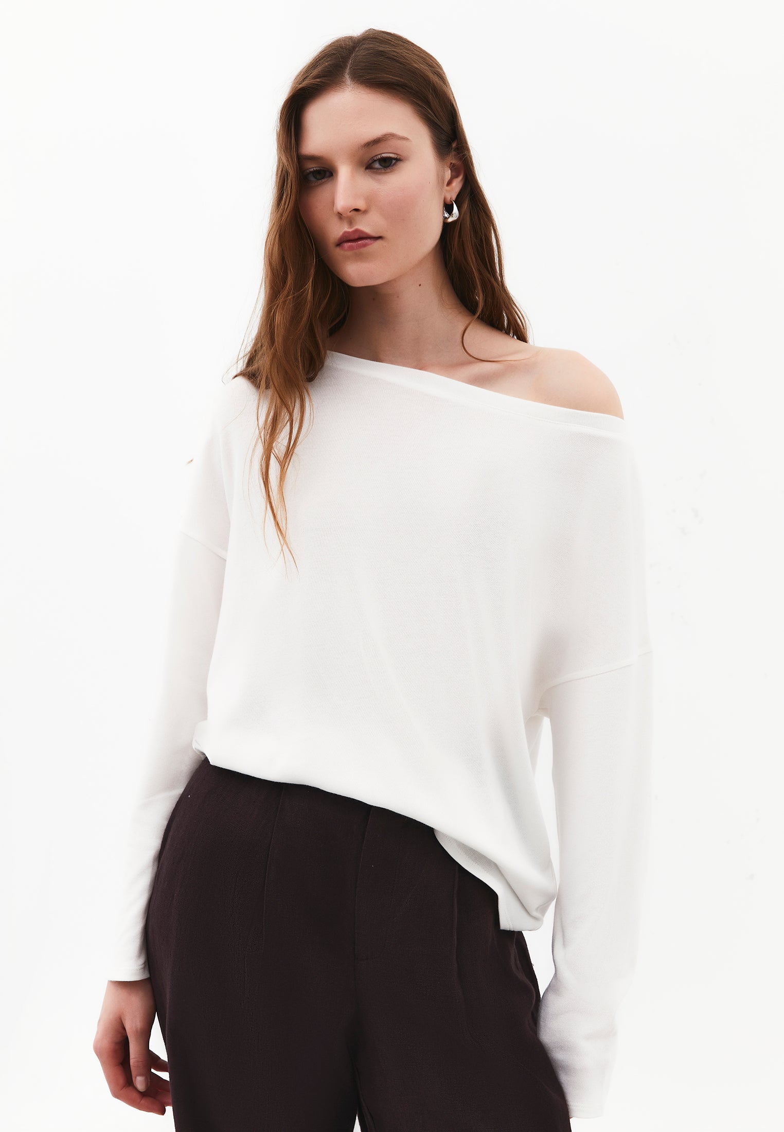 Lightweight Boat Neck Knit Sweater - ICE MILK