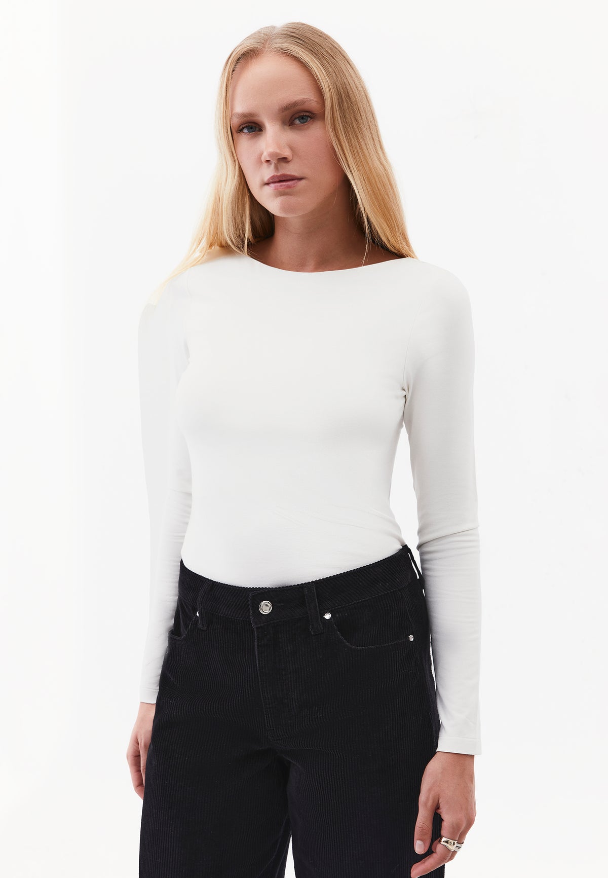 Long Sleeve T-Shirt with Collar Detail - ICE MILK
