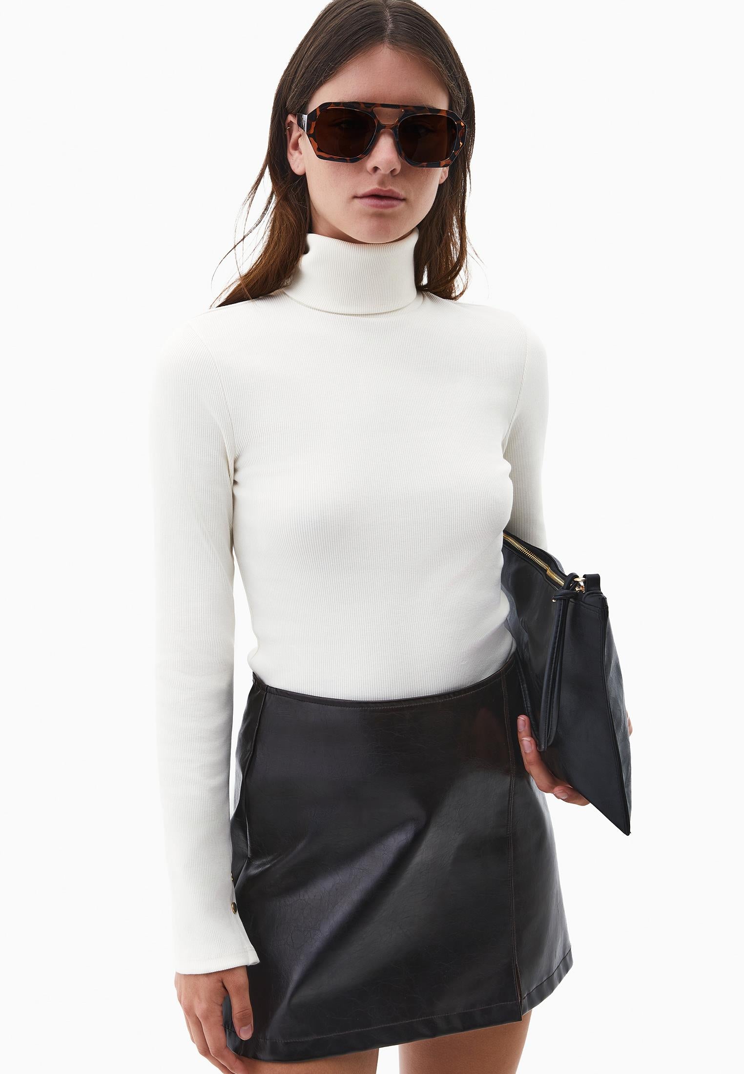 Turtleneck Long Sleeve Bodycon Top - ICE MILK