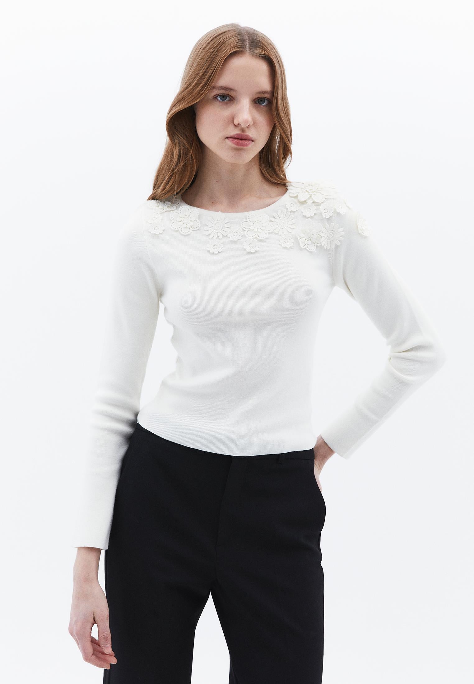 Boat Neck Raglan Sleeve Sweater - ICE MILK