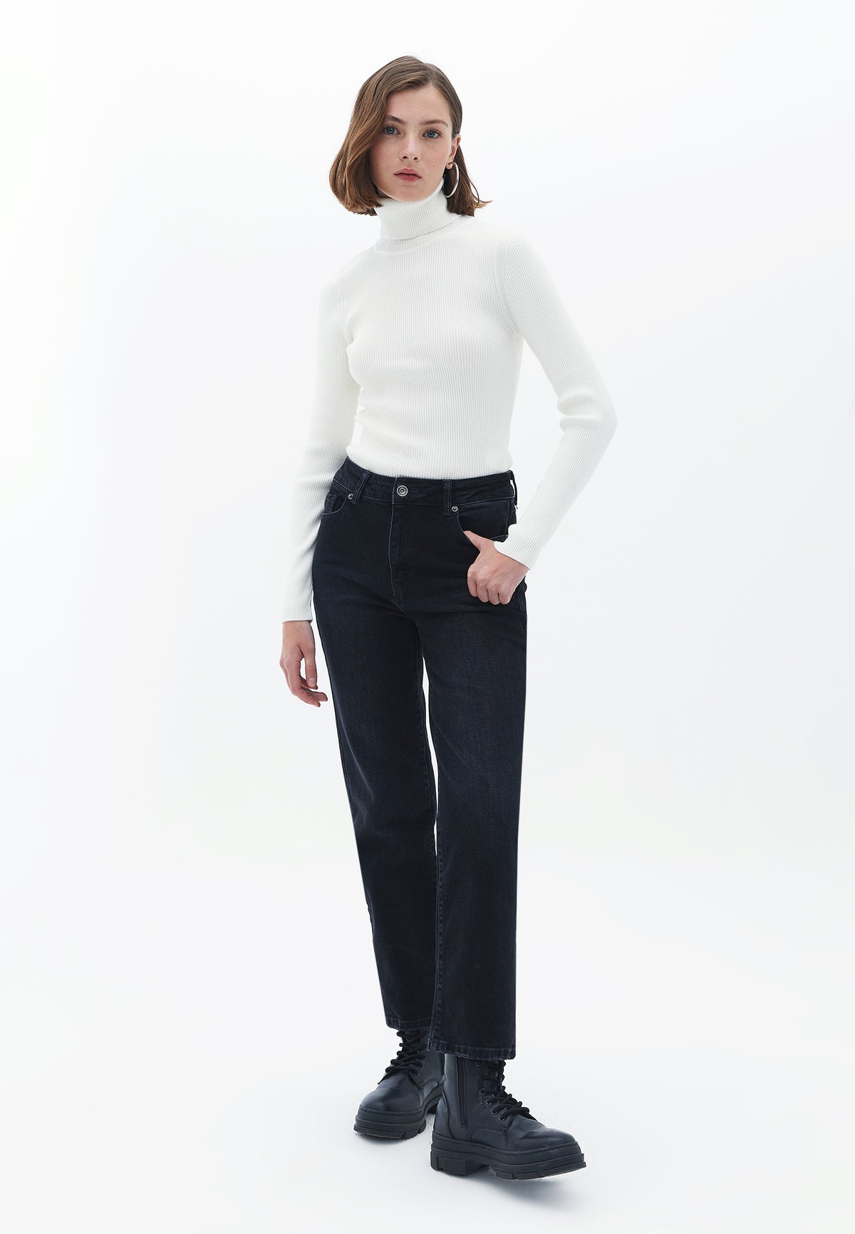 Turtleneck Raglan Sleeve Knitwear - ICE MILK
