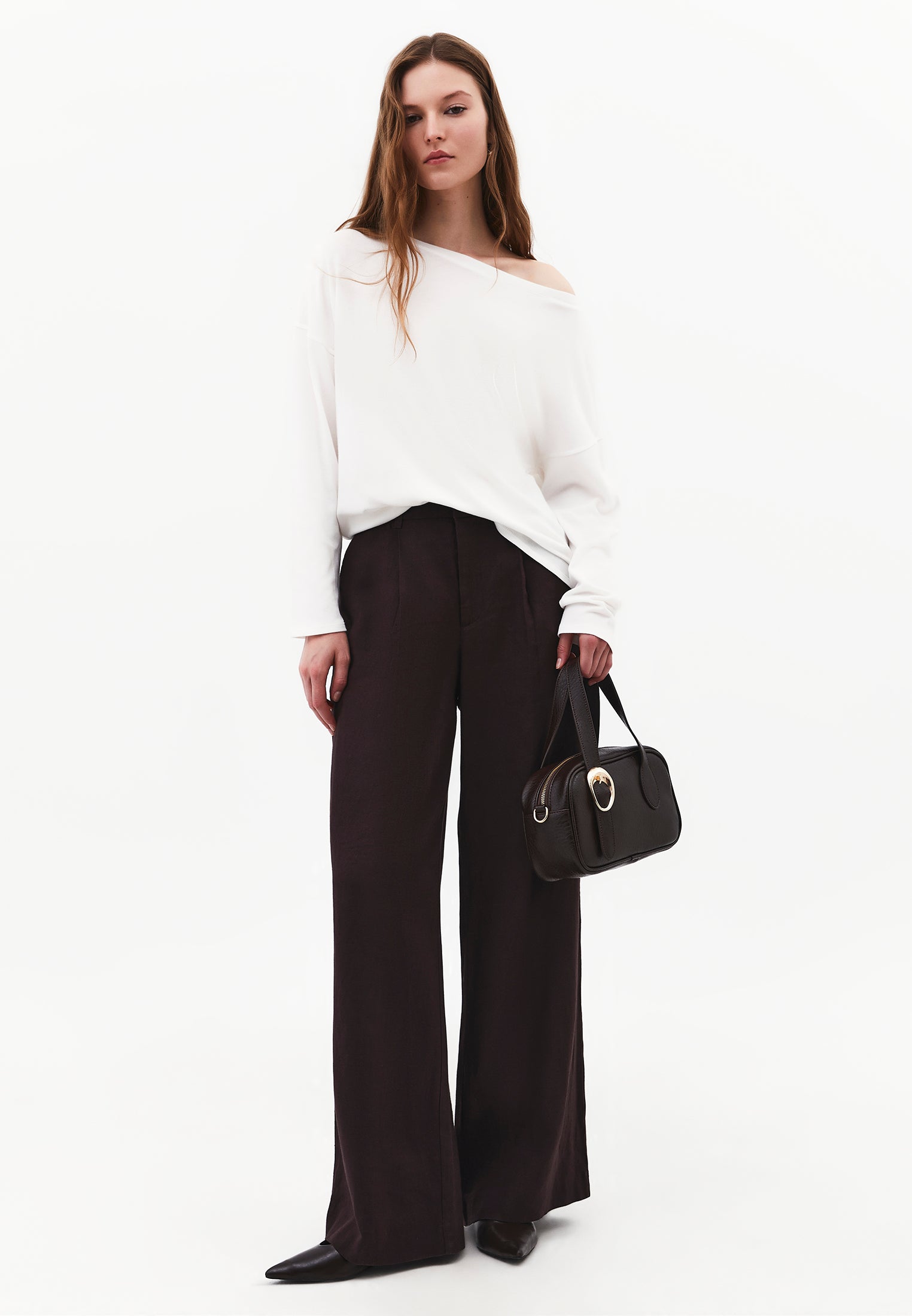 Lightweight Boat Neck Knit Sweater - ICE MILK