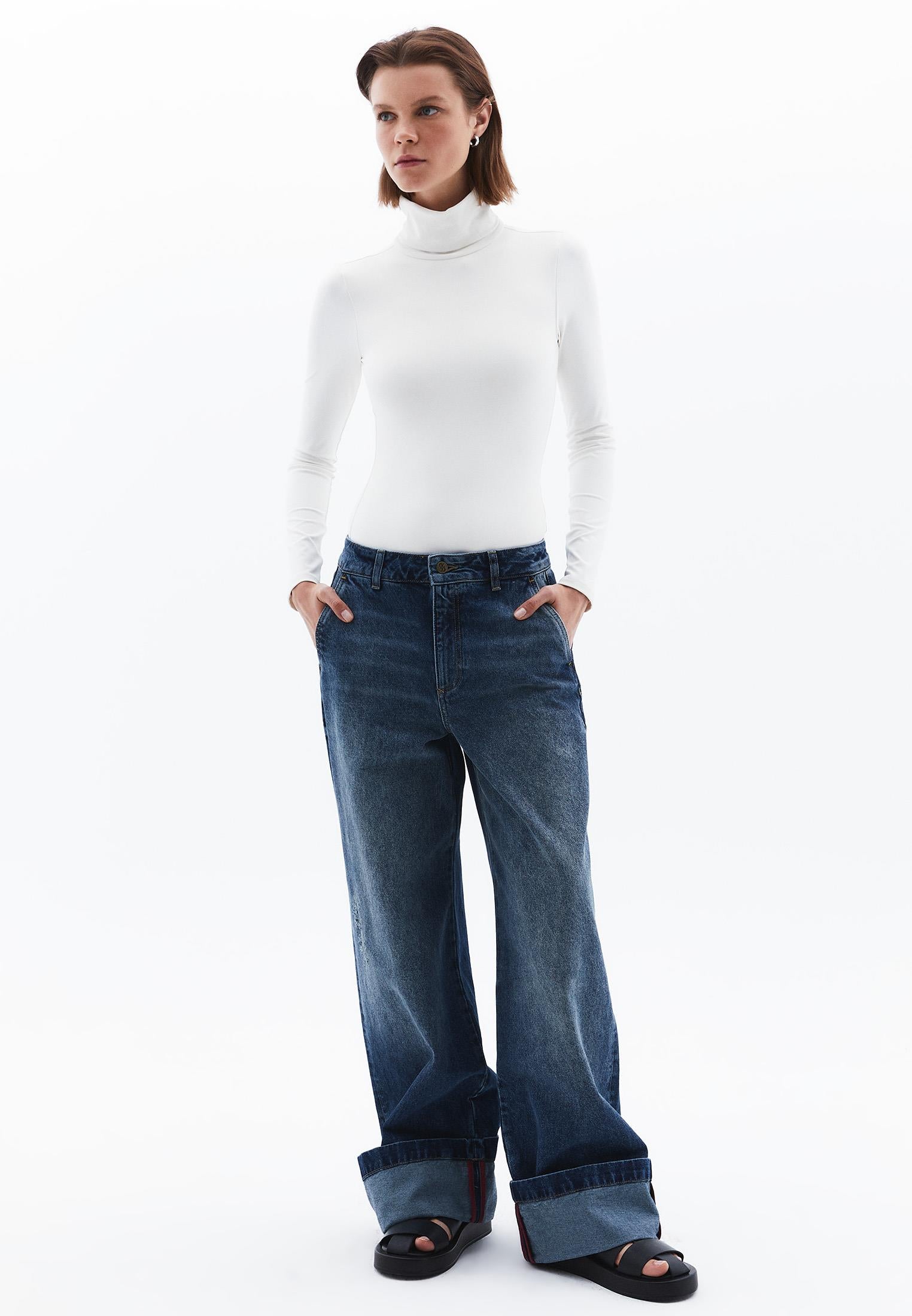 Turtleneck Long Sleeve Bodysuit - ICE MILK