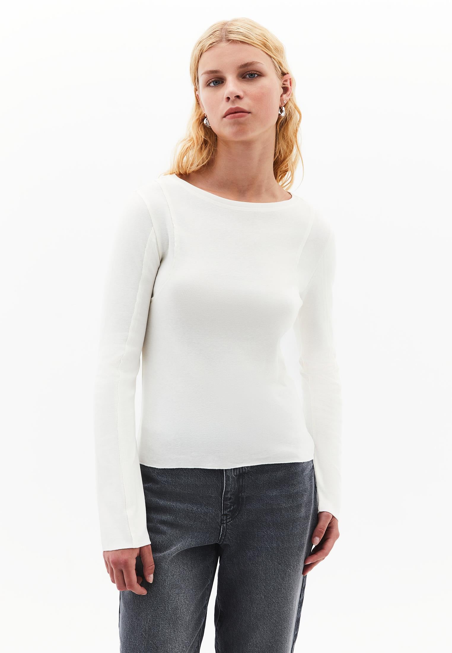 Boat Neck Slim T-Shirt - ICE MILK