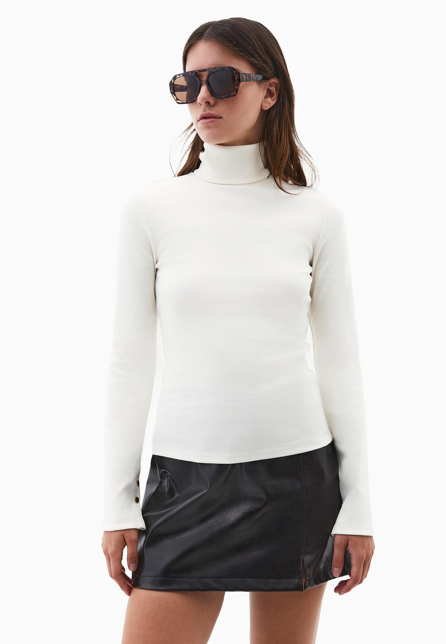 Turtleneck Long Sleeve Bodycon Top - ICE MILK
