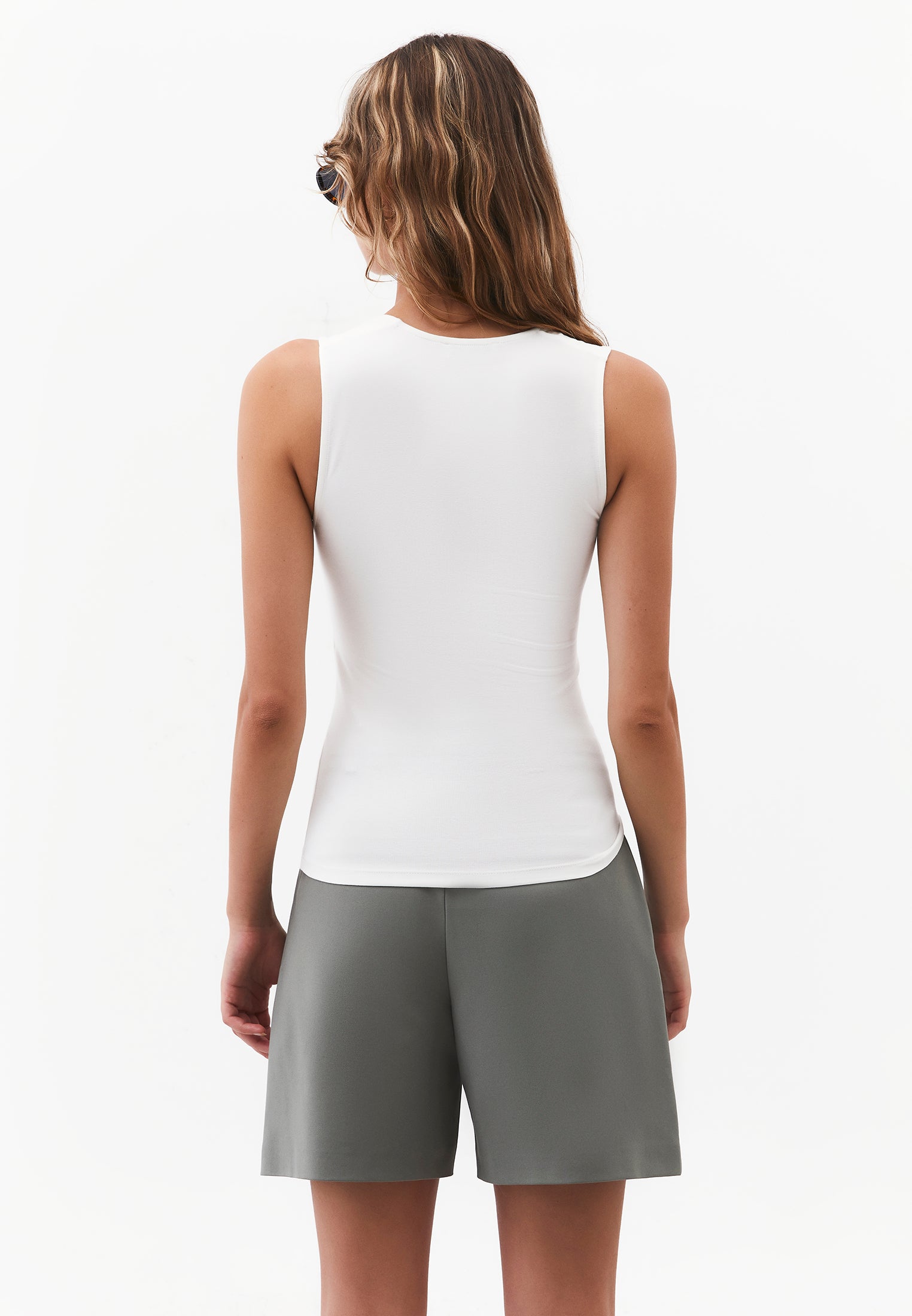 Square Neck Bodycon Standard Tank Top - ICE MILK