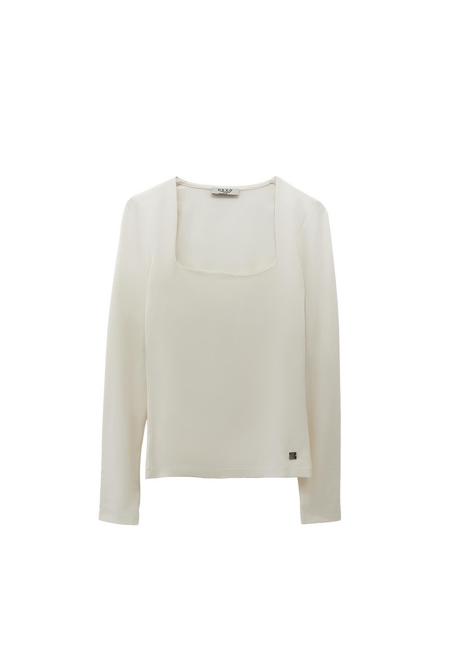 Square Neck T-Shirt - ICE MILK