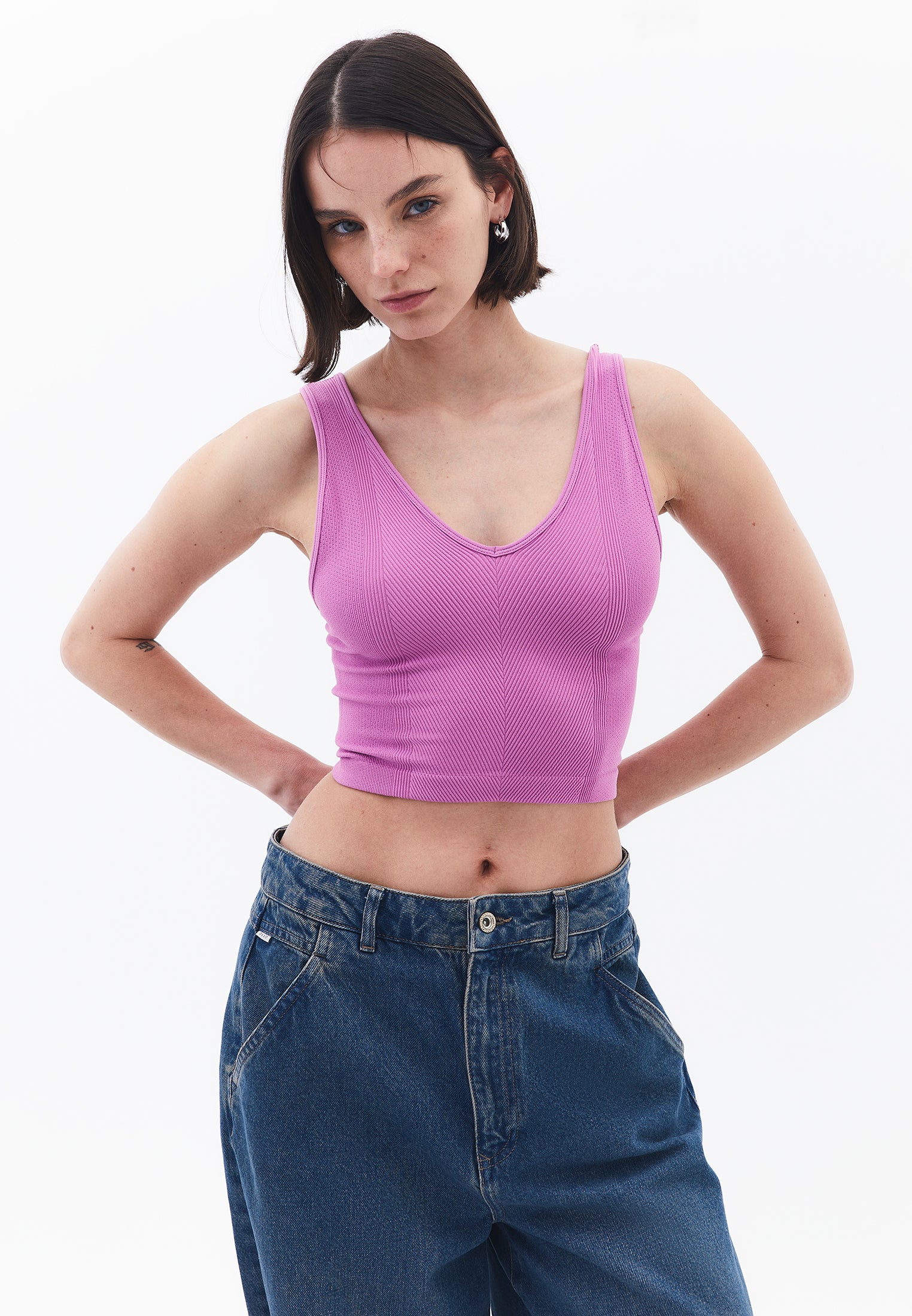 Seamless V Neck Undershirt - IRIS ORCHID