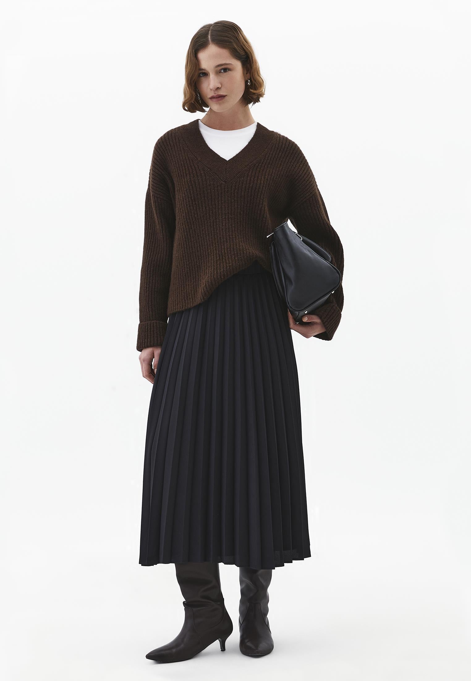 Elastic Waist Pleated Long A-Line Skirt - JET BLACK