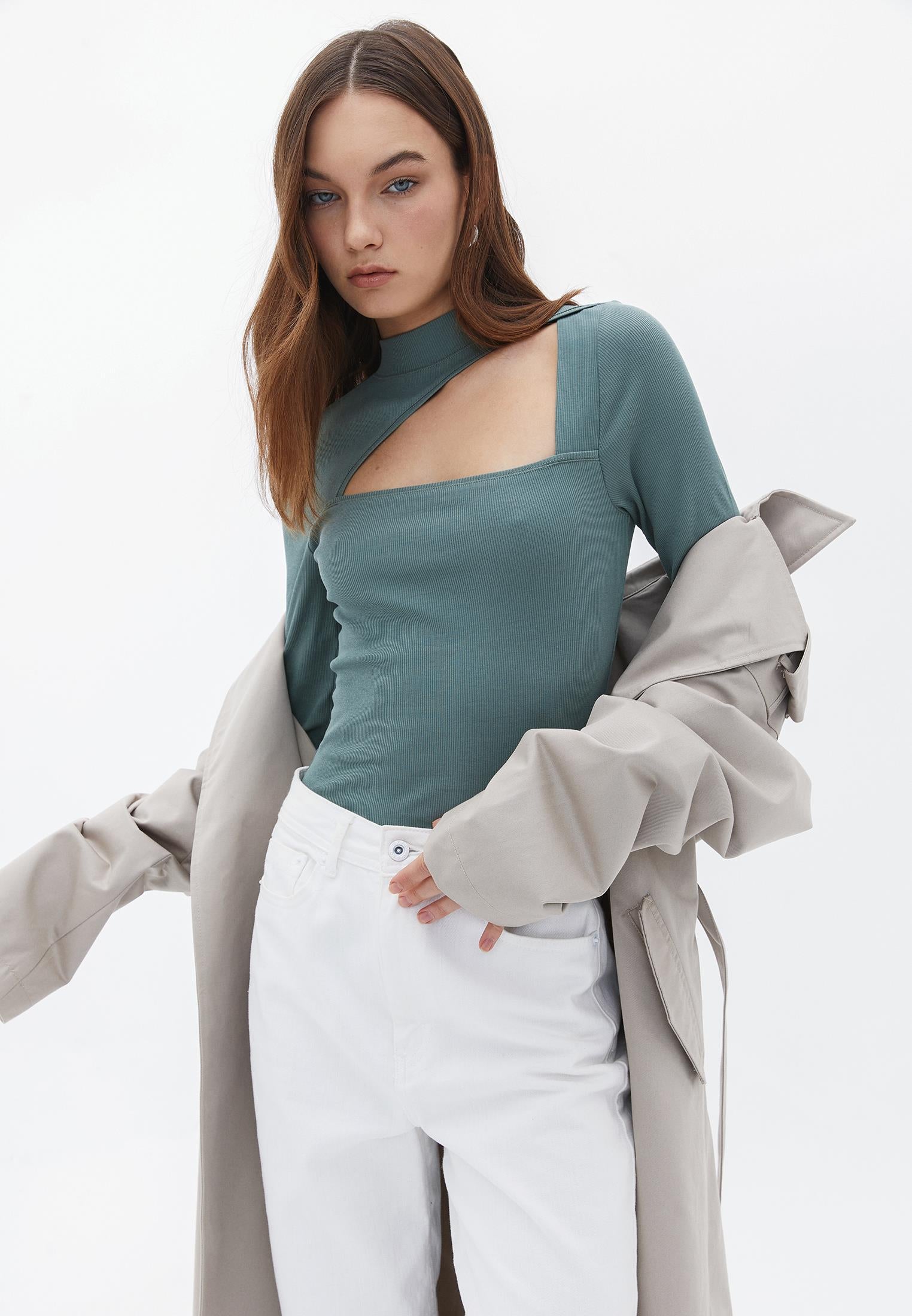 High Neck Long Sleeve Bodycon T-Shirt - LAUREL WREATH