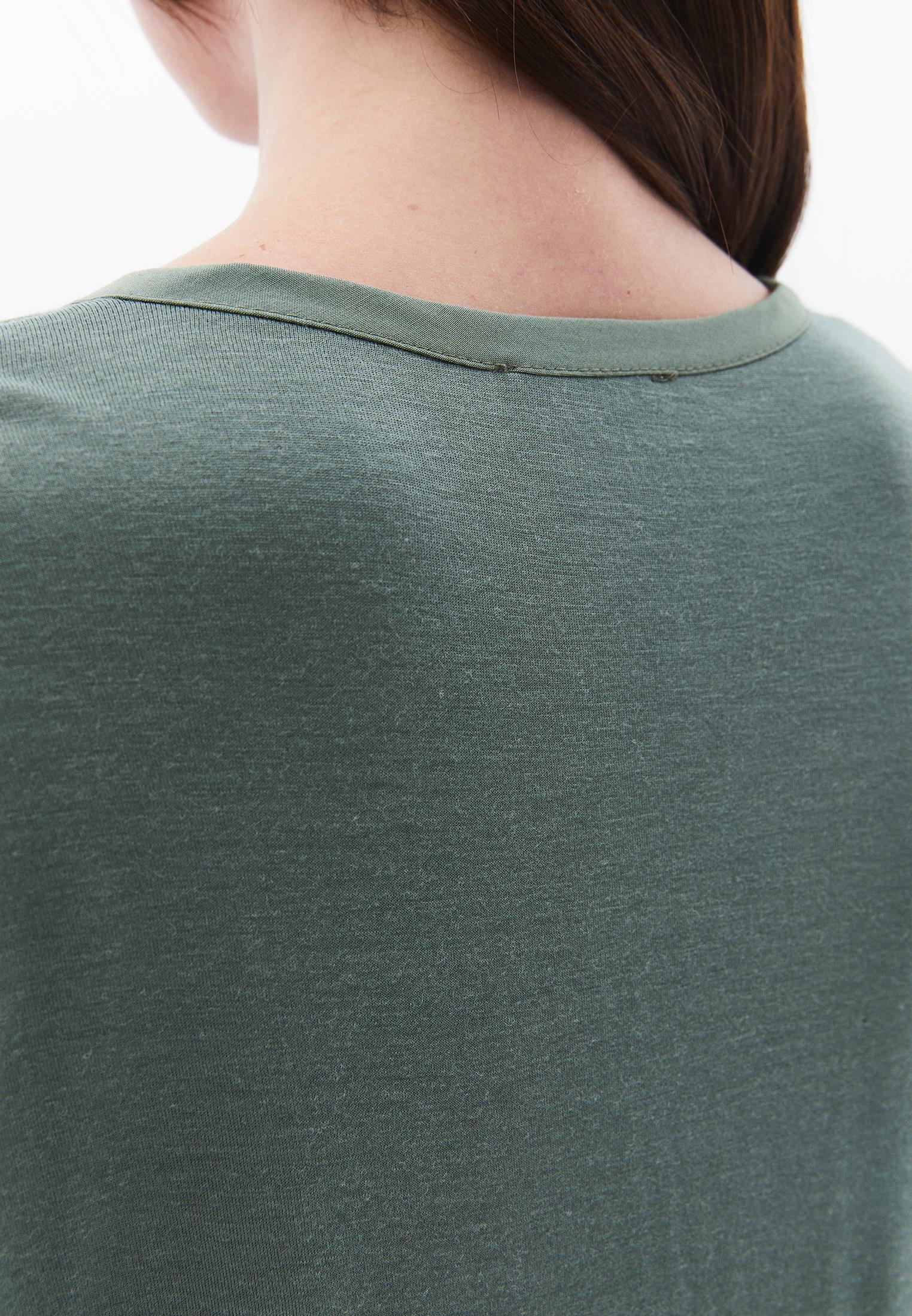 V Neck Long Sleeve T Shirt - LAUREL WREATH