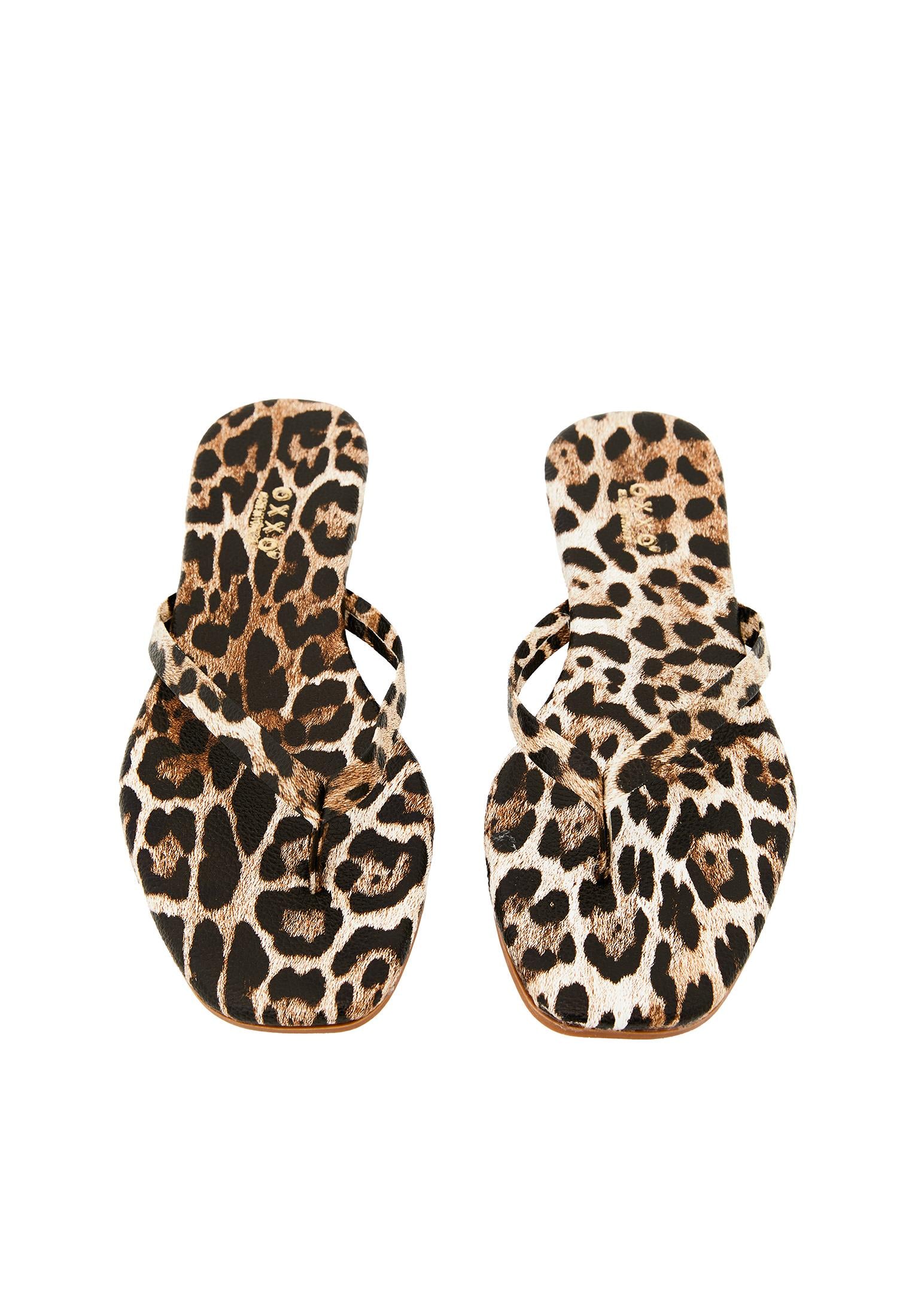 Comfortable Shoes - LEO COMB
