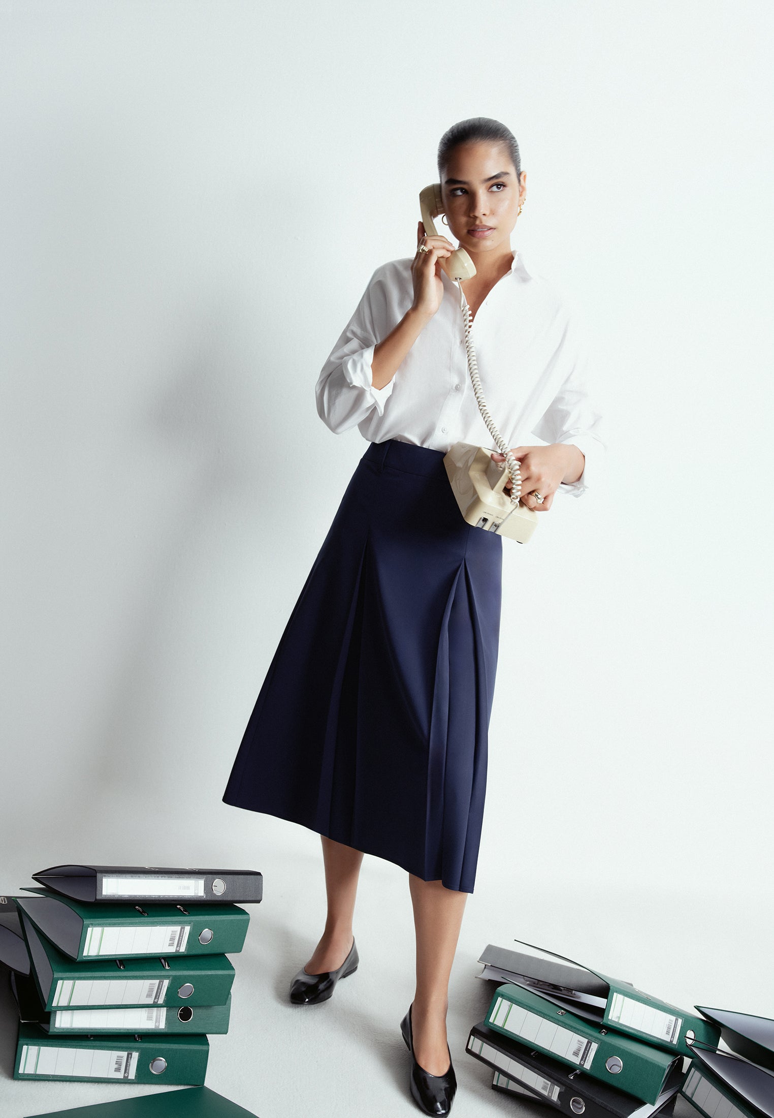 Long Pleated Skirt With Belt Detail - MIDNIGHT