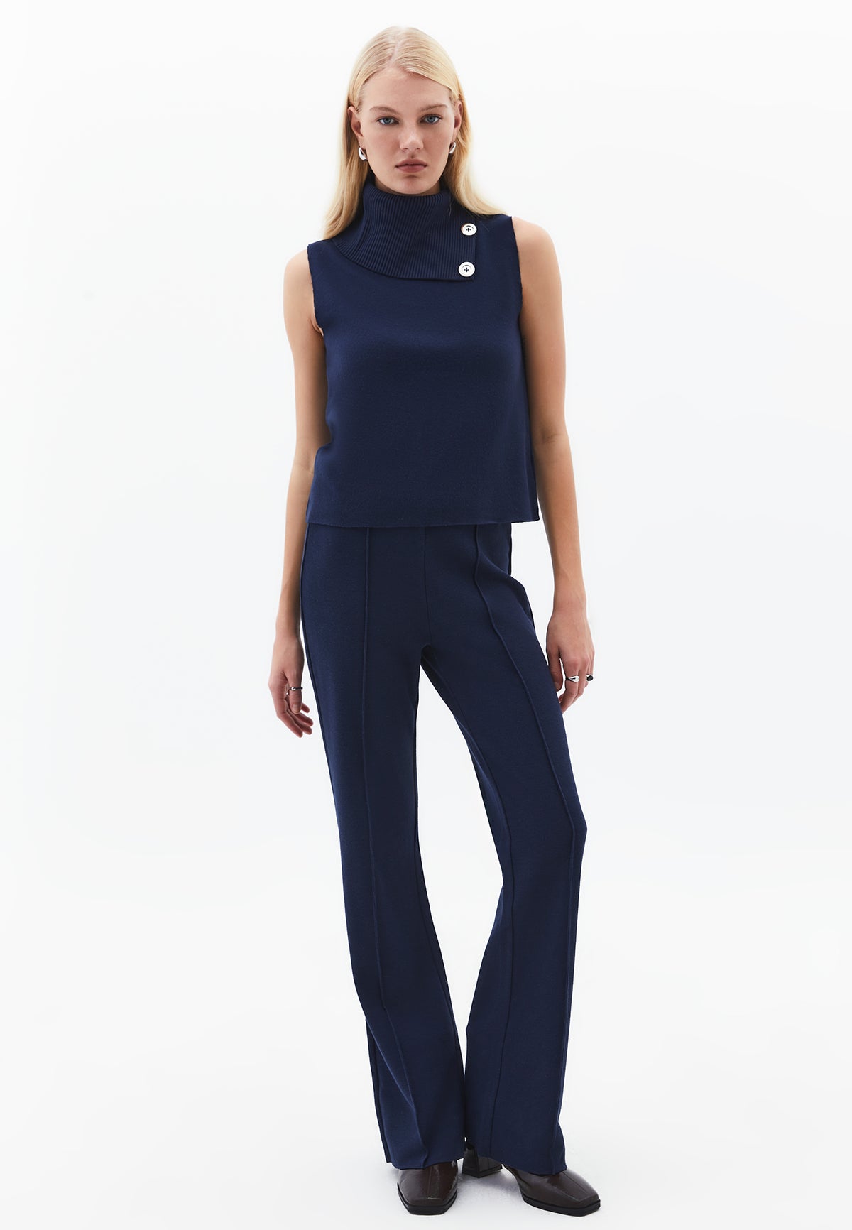 High Waist Spanish Leg Pants - MIDNIGHT