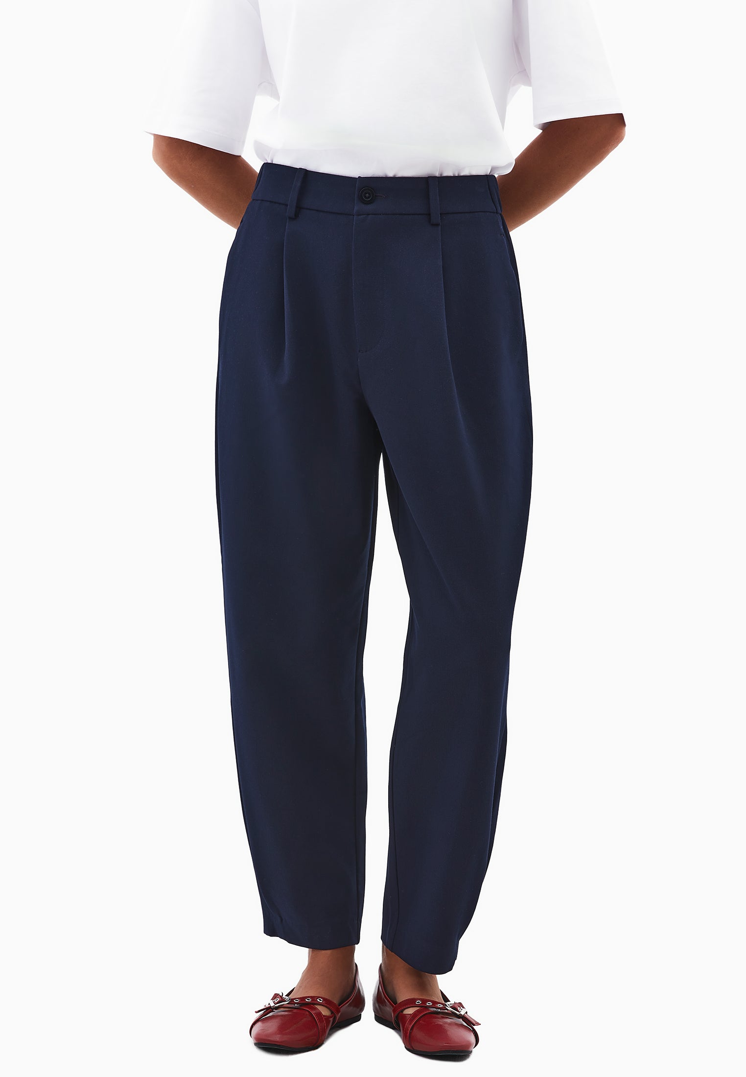 Balloon Form Long Carrot Pants - MIDNIGHT