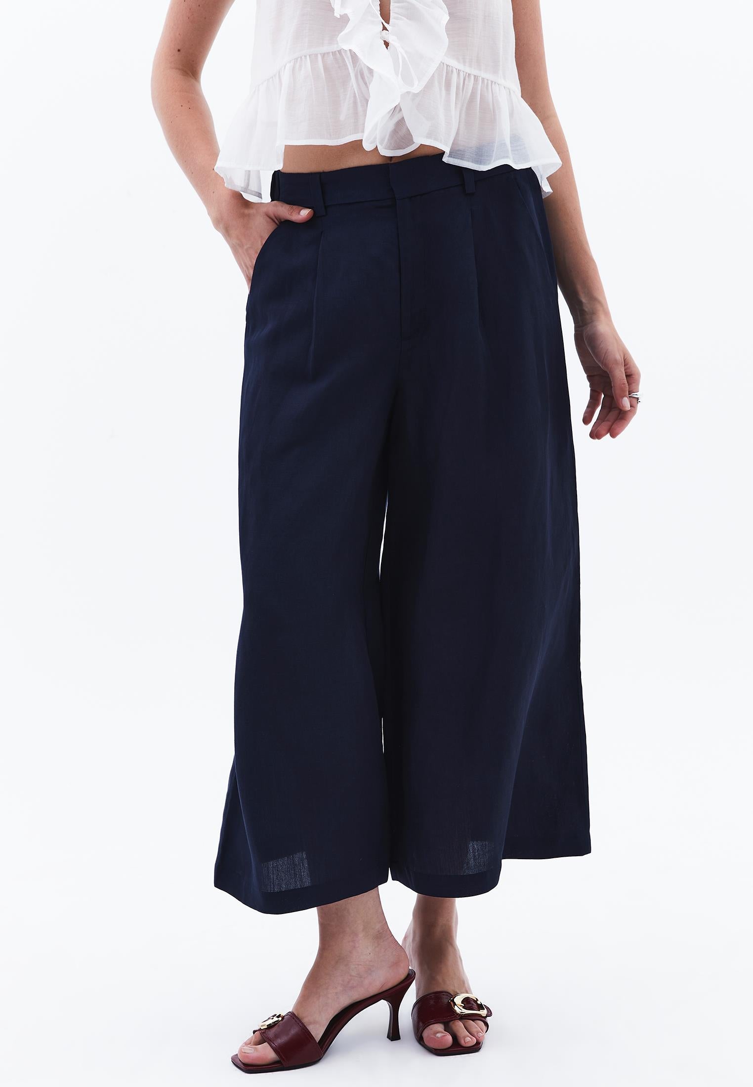 Pleated Ultra High Waist Cropped Culotte Trousers - MIDNIGHT