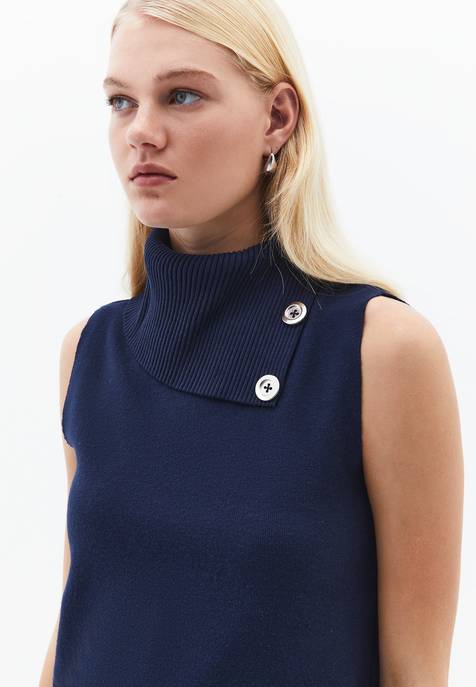 Vest With High Collar And Button Details - MIDNIGHT