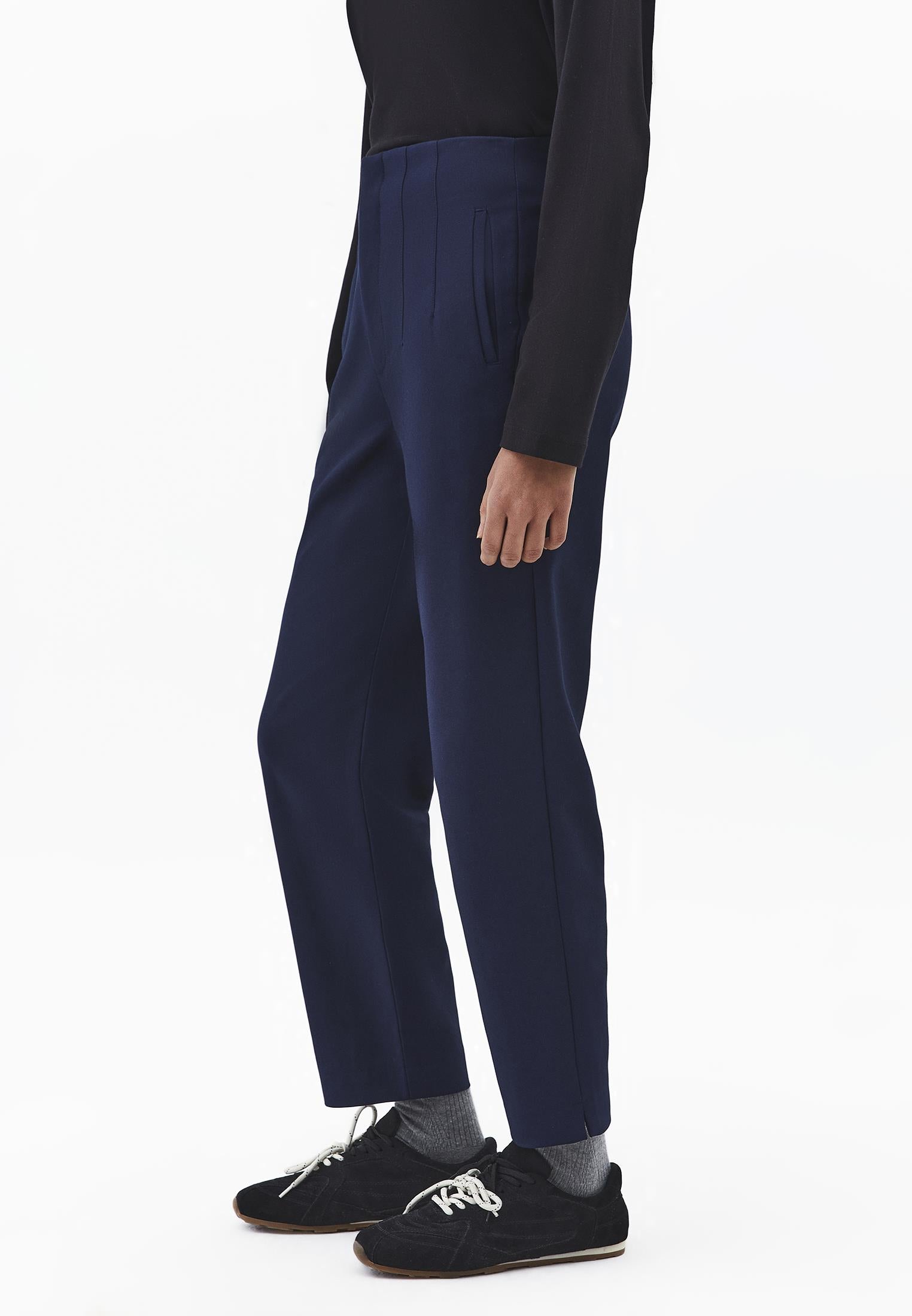 High Waist Carrot Cut Trousers - MIDNIGHT