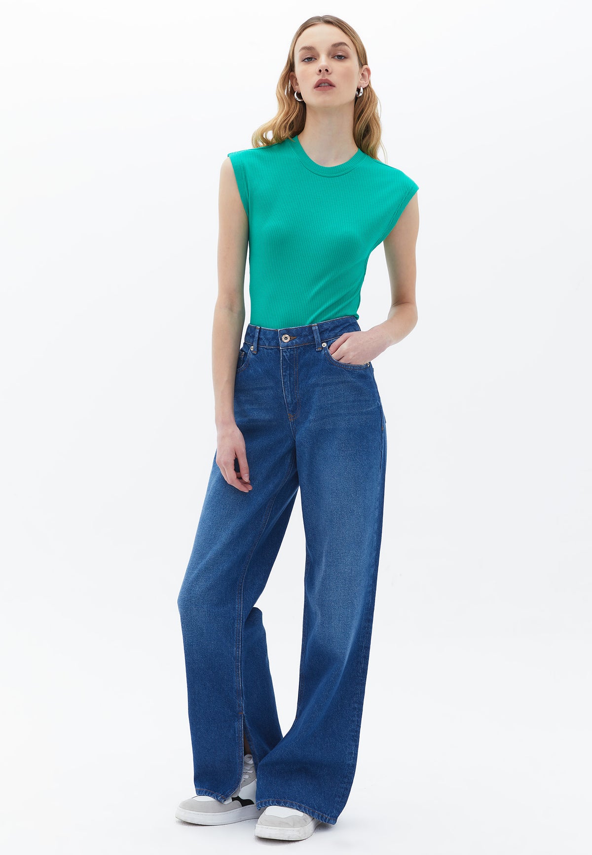 Straight Leg Regular Waist Five Pocket Pants - MID BLUE DENIM