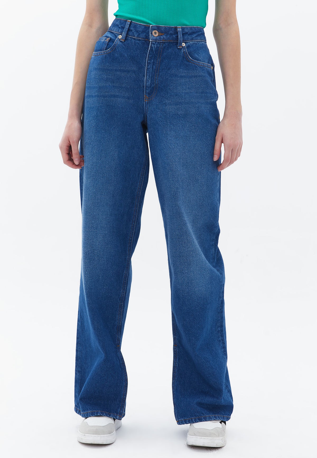 Straight Leg Regular Waist Five Pocket Pants - MID BLUE DENIM