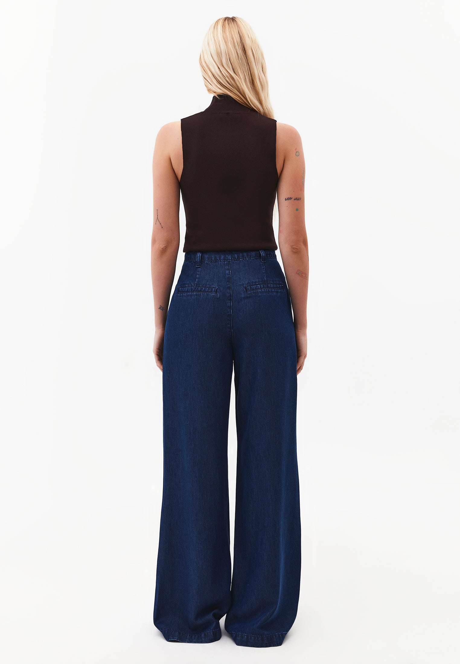 Wide Leg Regular Waist Pleated Trousers - MID BLUE DENIM