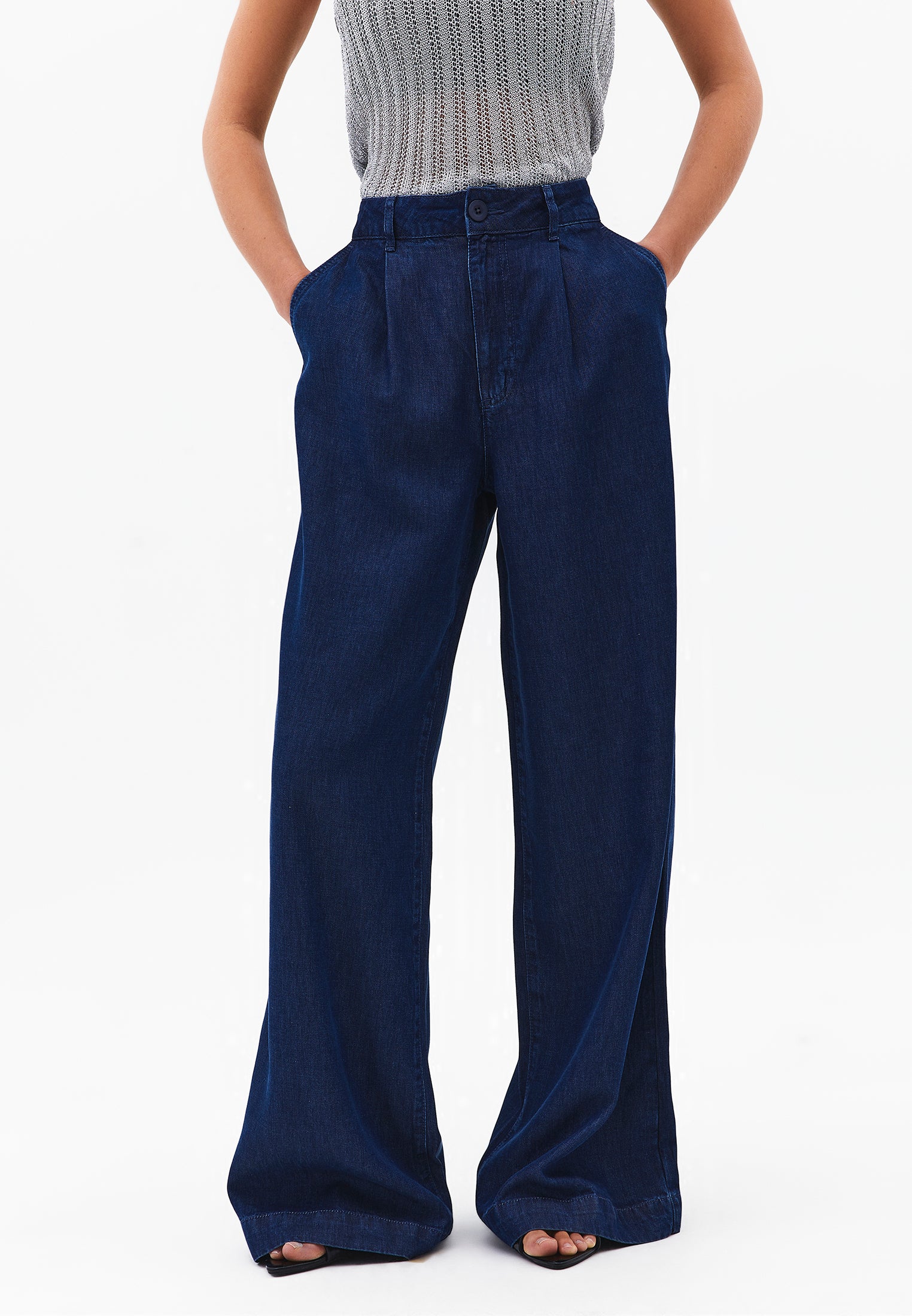 Pleated Wide Leg Pants - MID BLUE