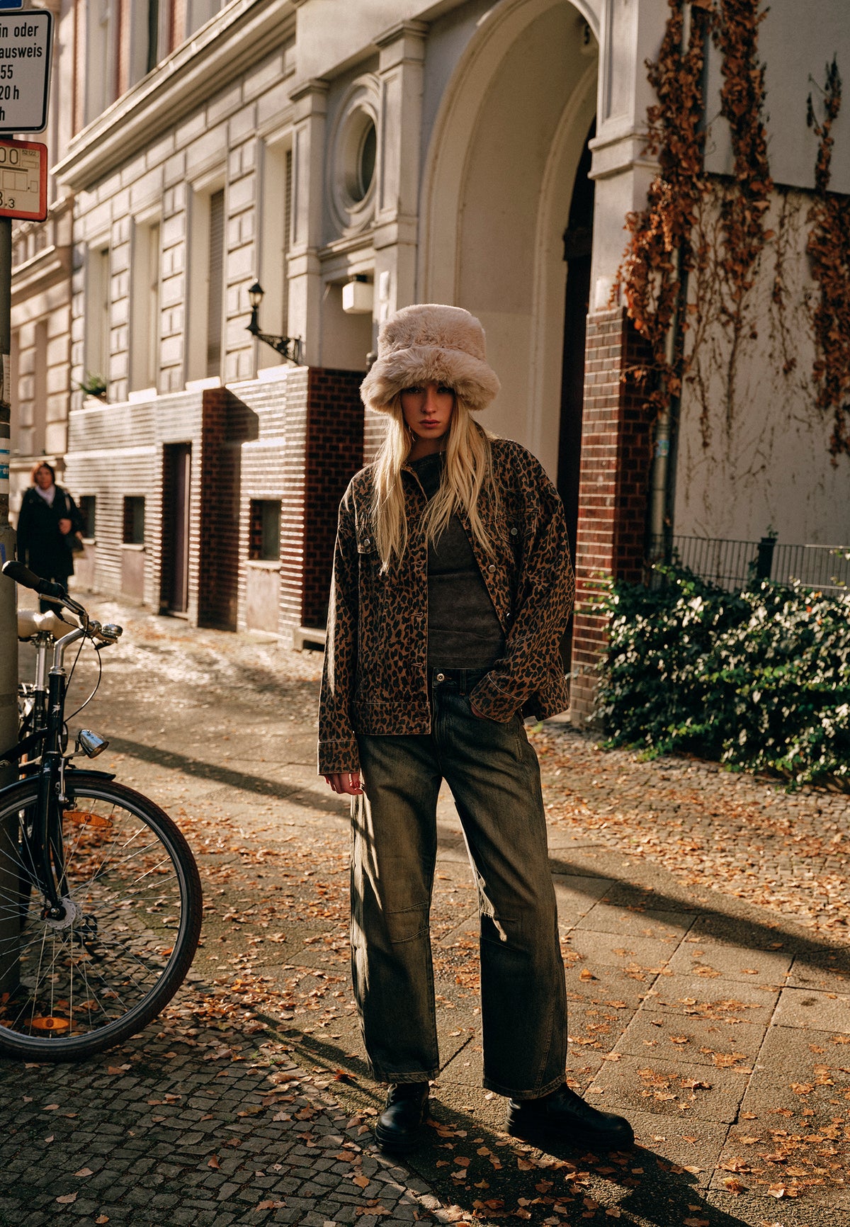 Barrel Leg Normal Waist Pants - MID BROWN DENIM