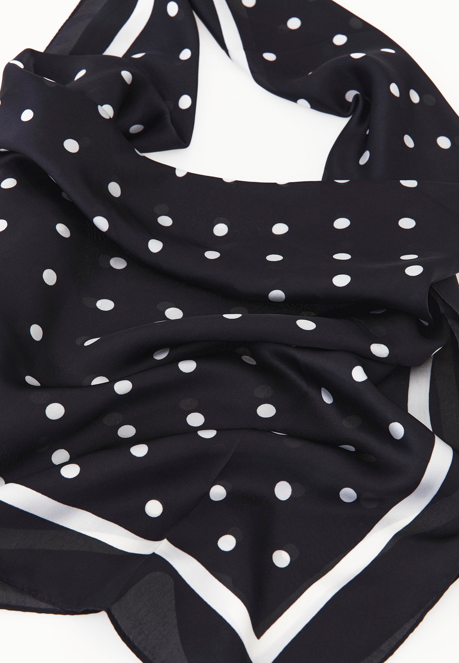 Scarf That Reflects Your Style - MIX