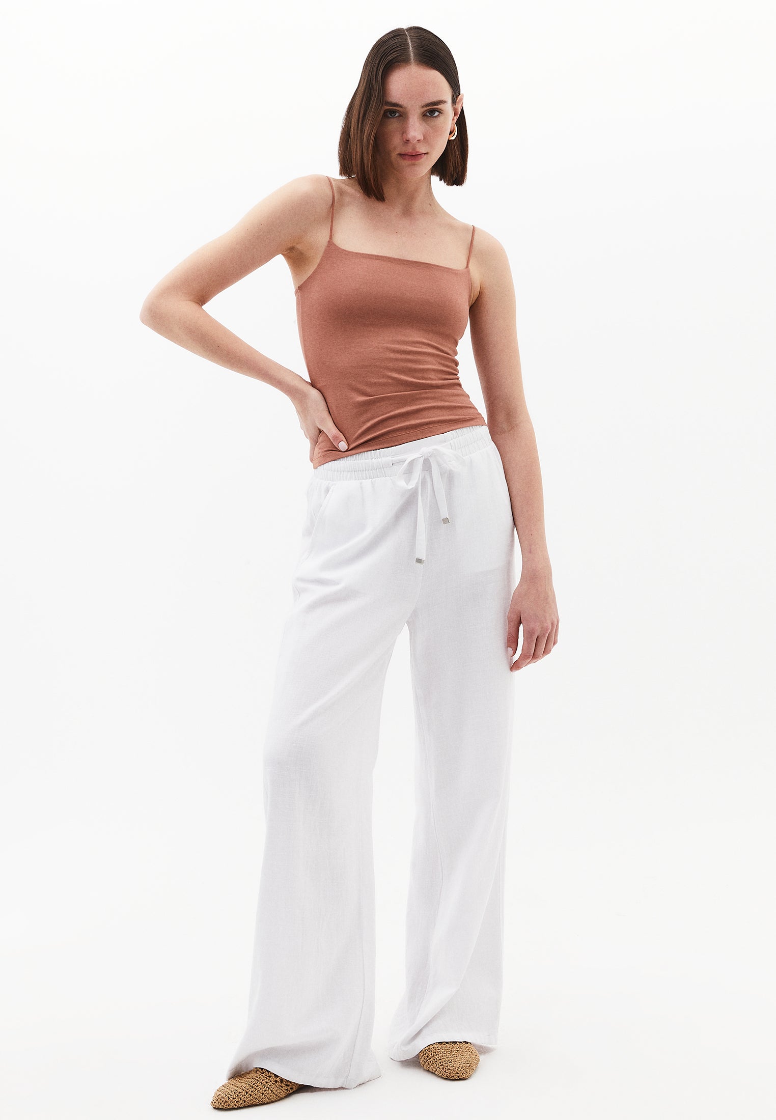 Wide Neck Strappy Tank Top - MOCHA MOUSSE