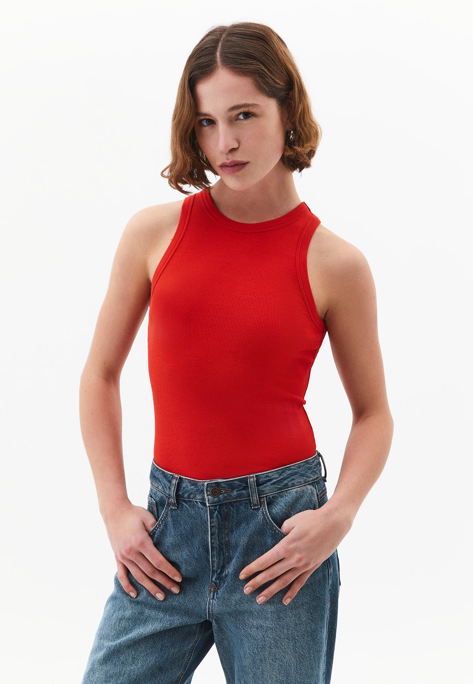 Crew Neck Bodycon Tank Top - MOLTEN LAVA