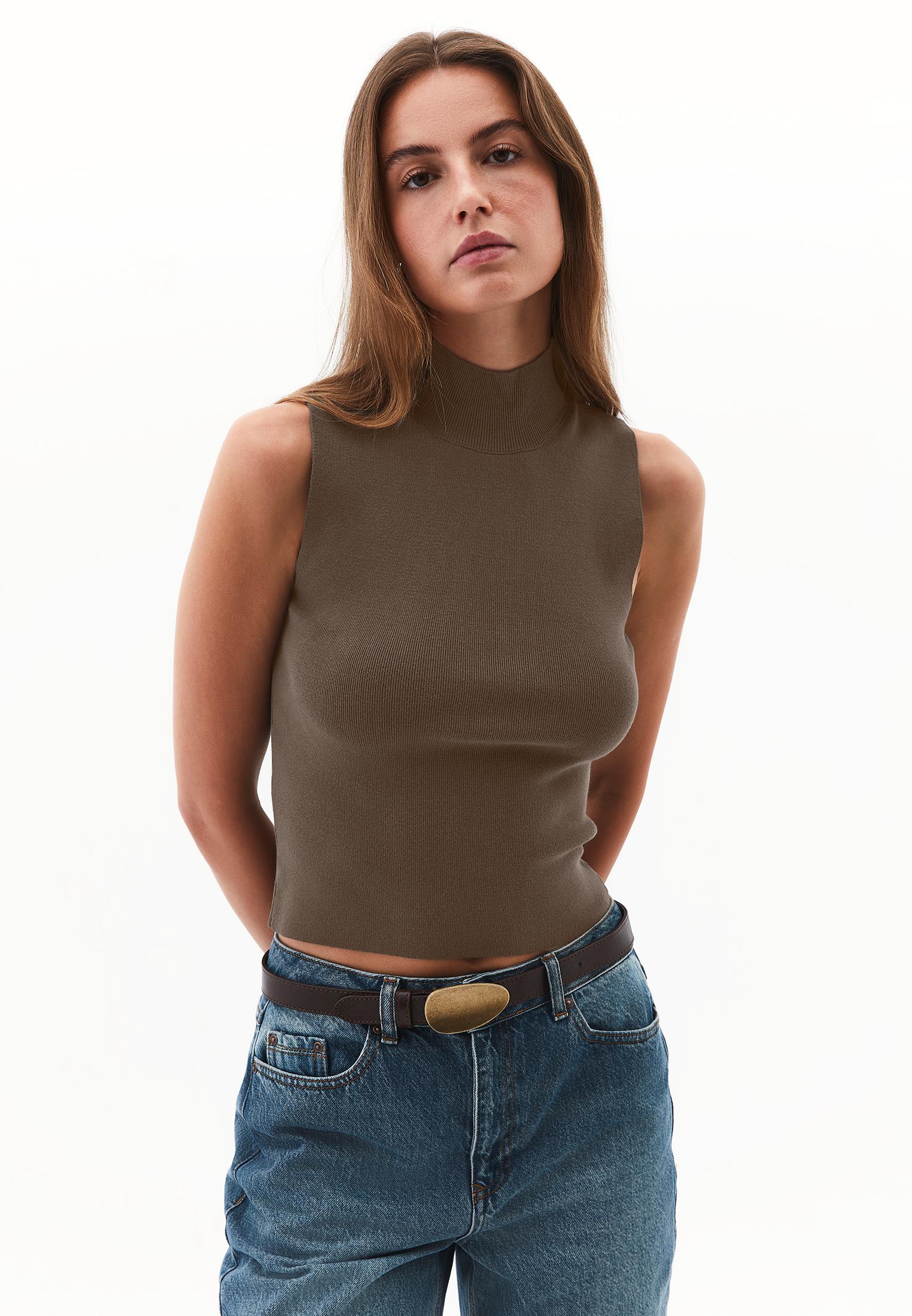 High Neck Tank Top - MOREL
