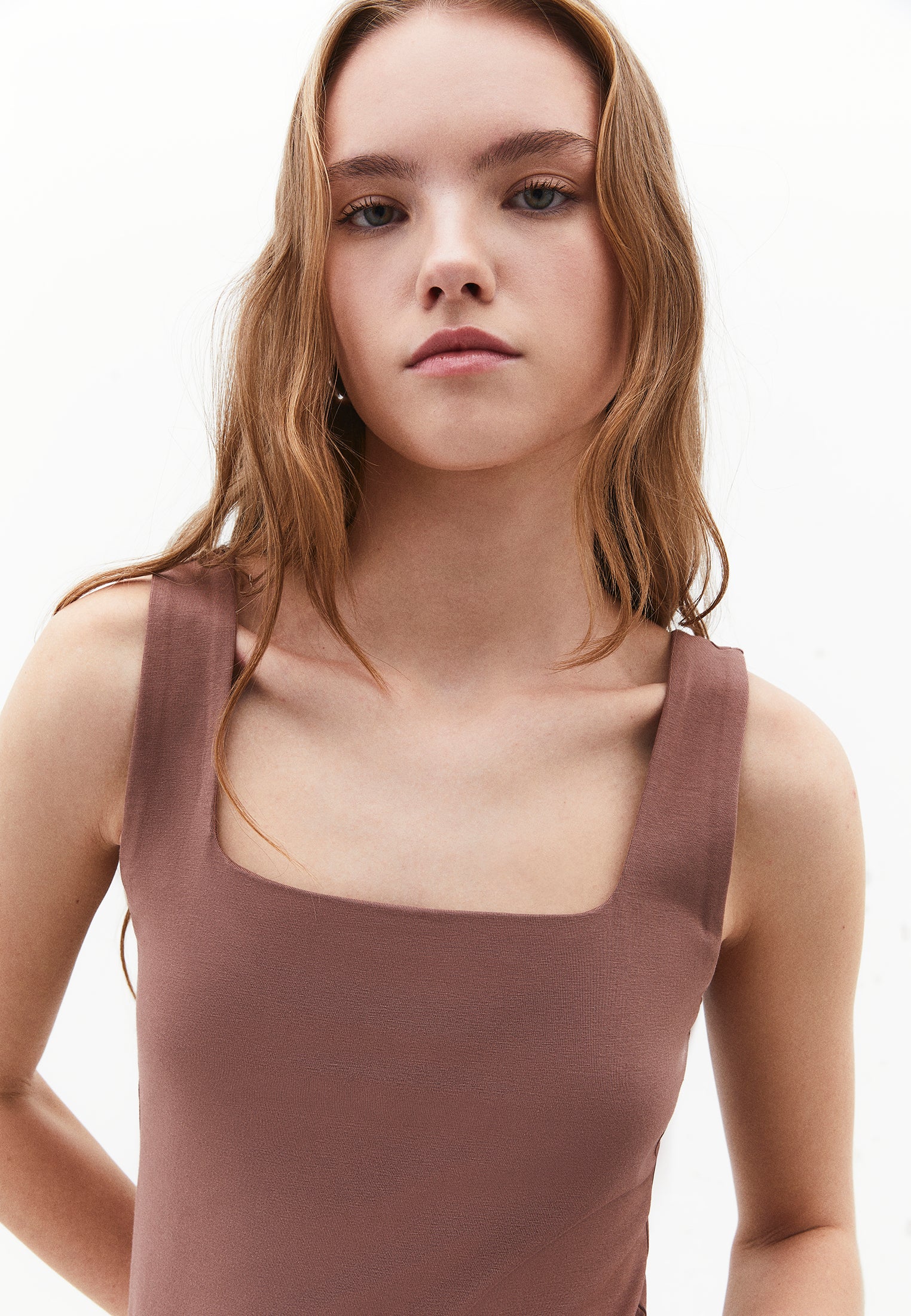 Square Neck Bodycon Tank Top - MYRISTICA