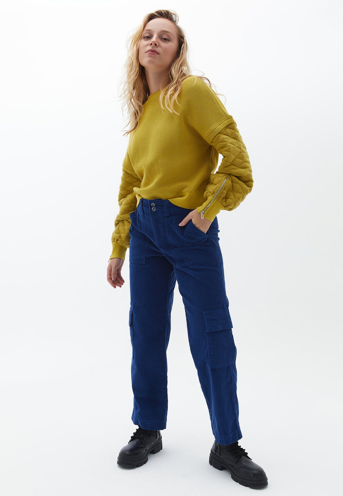 Pocket Detailed Straight Leg Regular Waist Trousers - NAVY PEONY